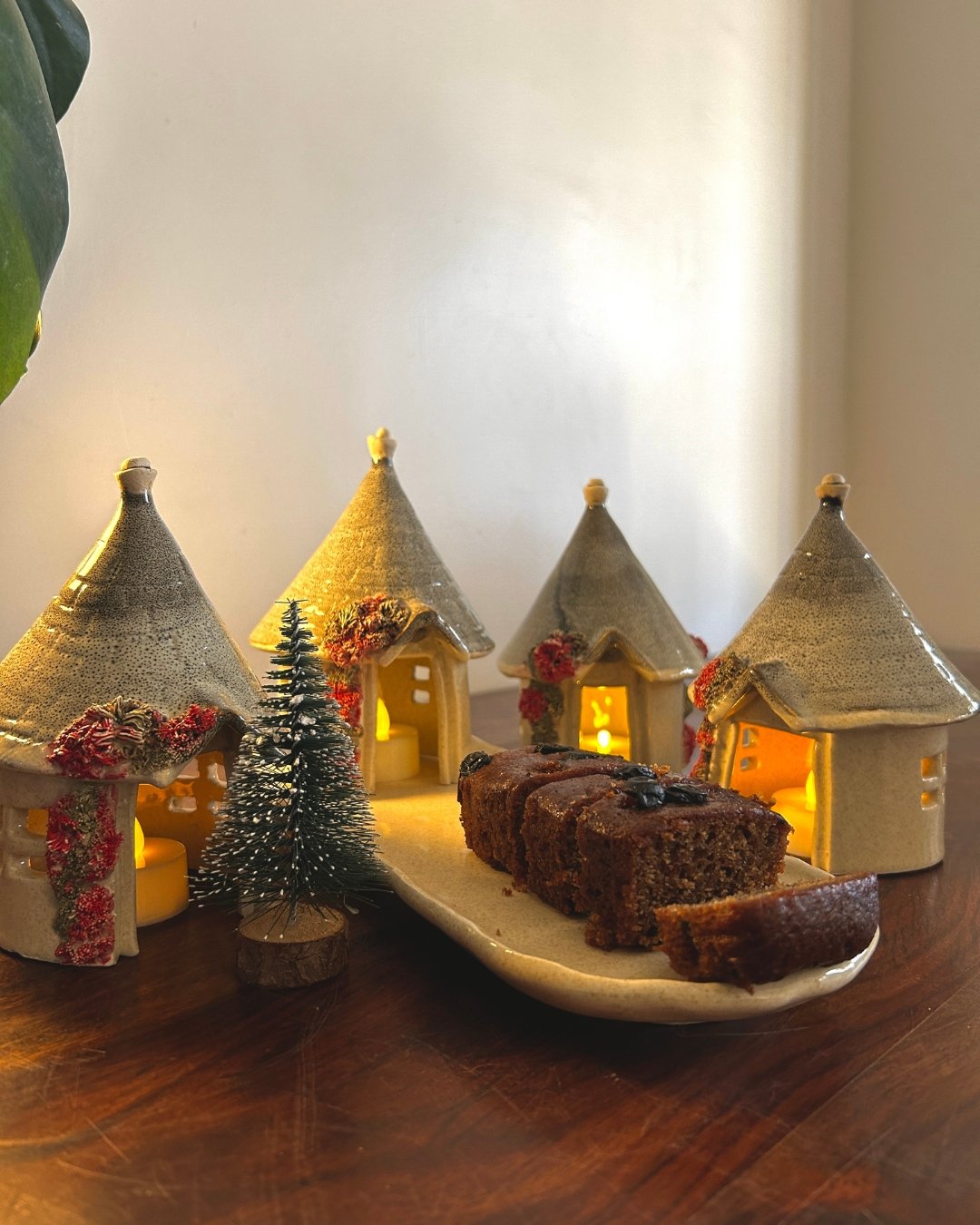 Tea Light Candle Holder - Single Trullo hut with Tray image 4