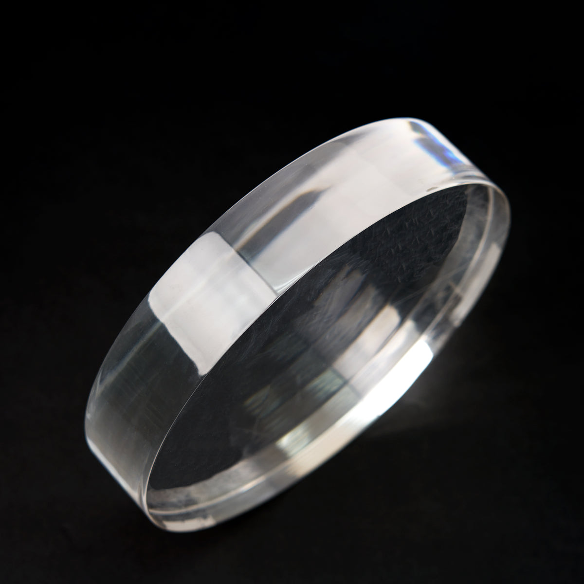 Crystal Round Base 4x4x2 H - Min 2