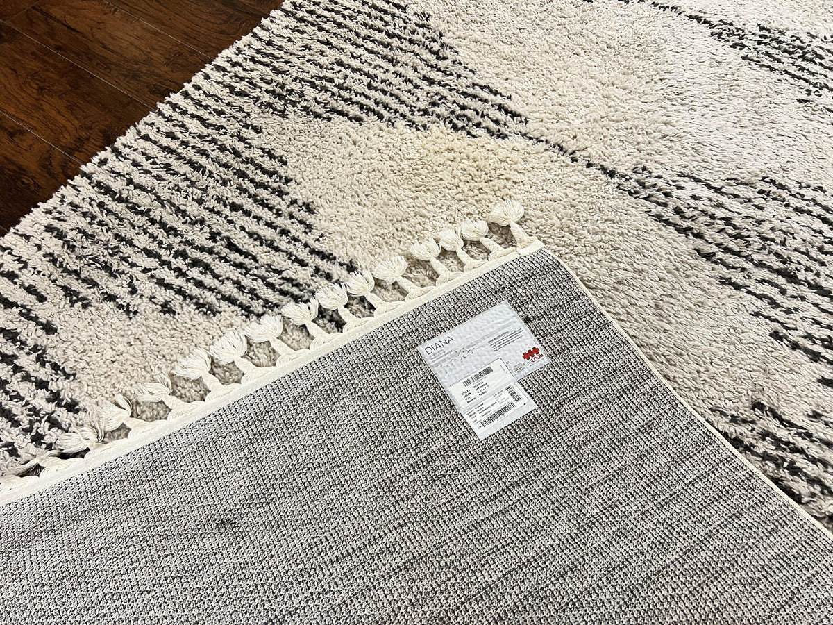 Shag Rug 5x8, Off White and Black Modern Contemporary Shag Area Rug, Moroccan Style Rug 5 x 8 ft, Medium Sized Rug, nuLoom Rug - Jewel Rugs, view 12