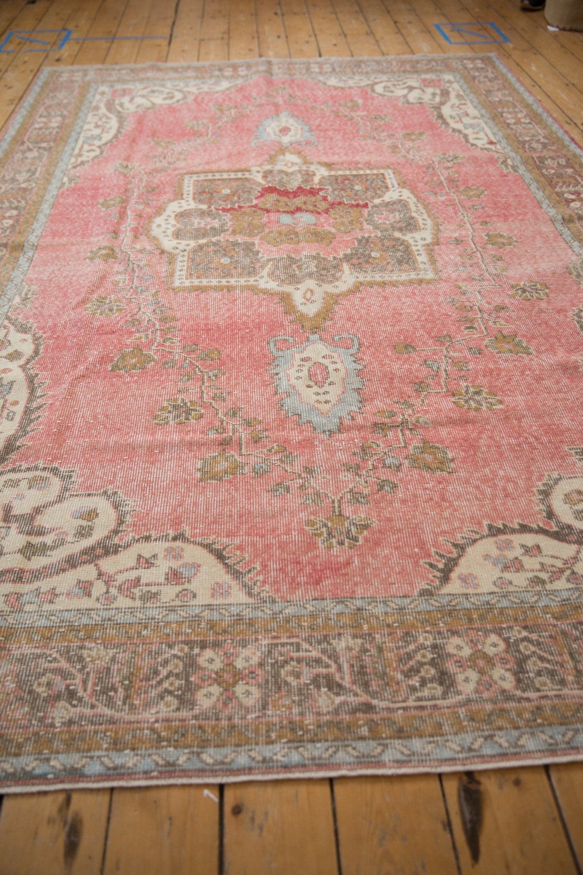 6.5x10 Vintage Distressed Sparta Carpet