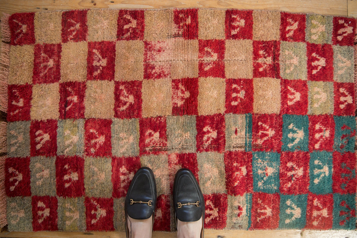 2.5x4 Vintage Distressed Tulu Rug