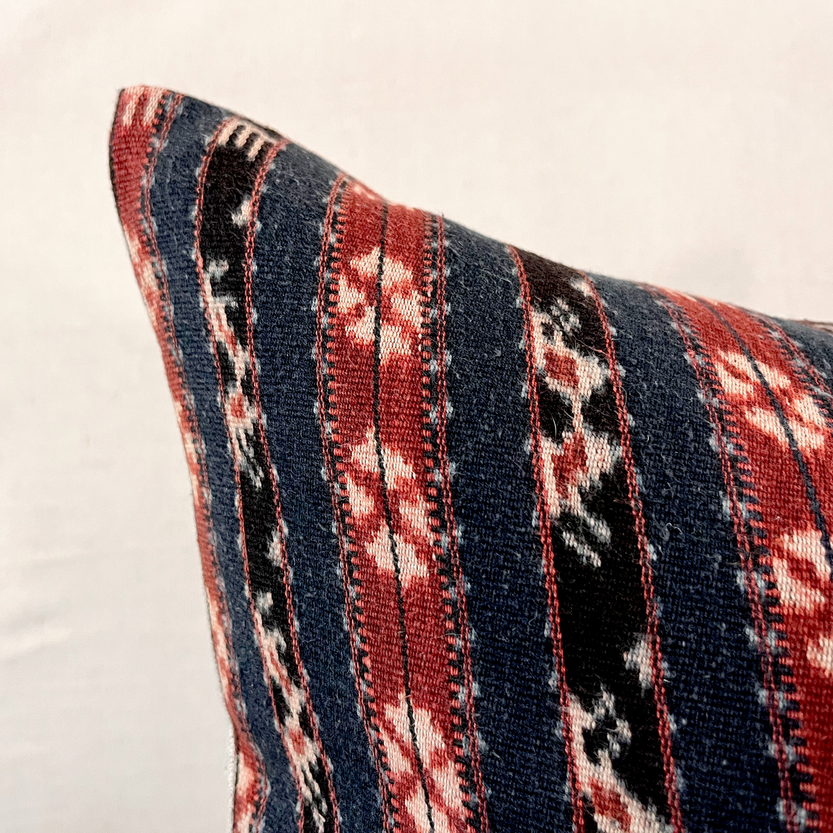Vintage Fabric Pillow #T.1044 - Source by Studio Skara, view 4