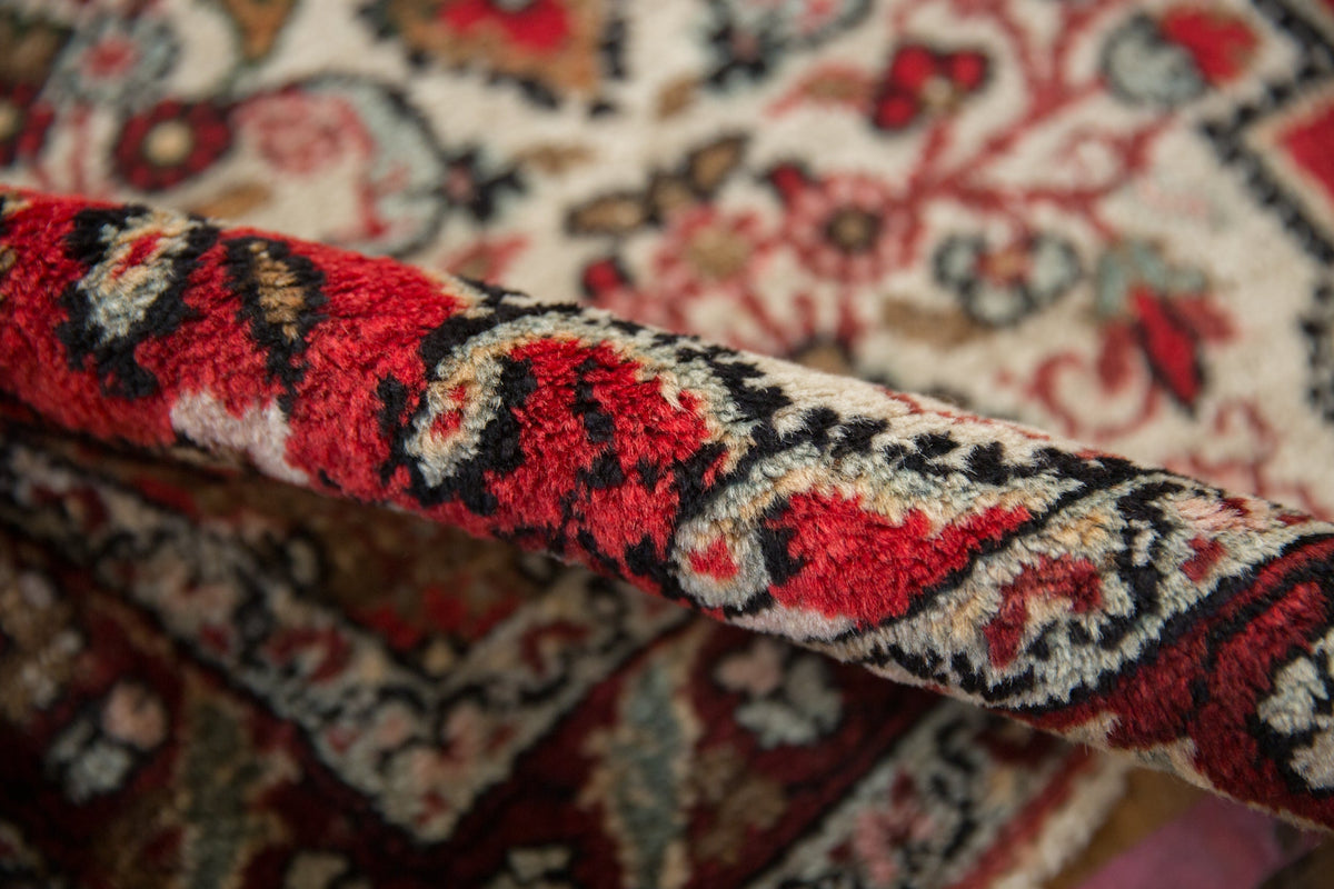 2.5x4 Vintage Dargezine Rug