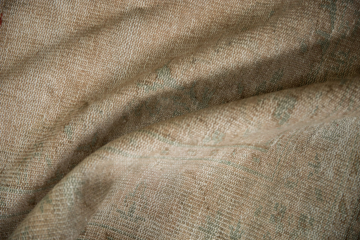 7x9.5 Vintage Distressed Oushak Carpet