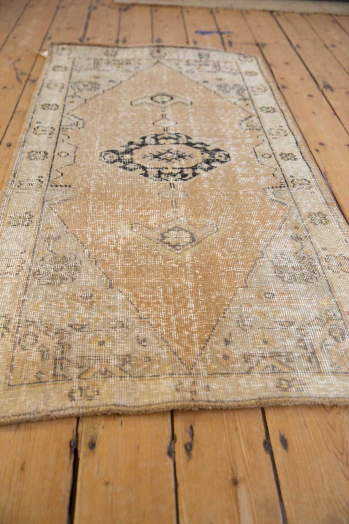 2.5x5 Vintage Distressed Oushak Rug Runner
