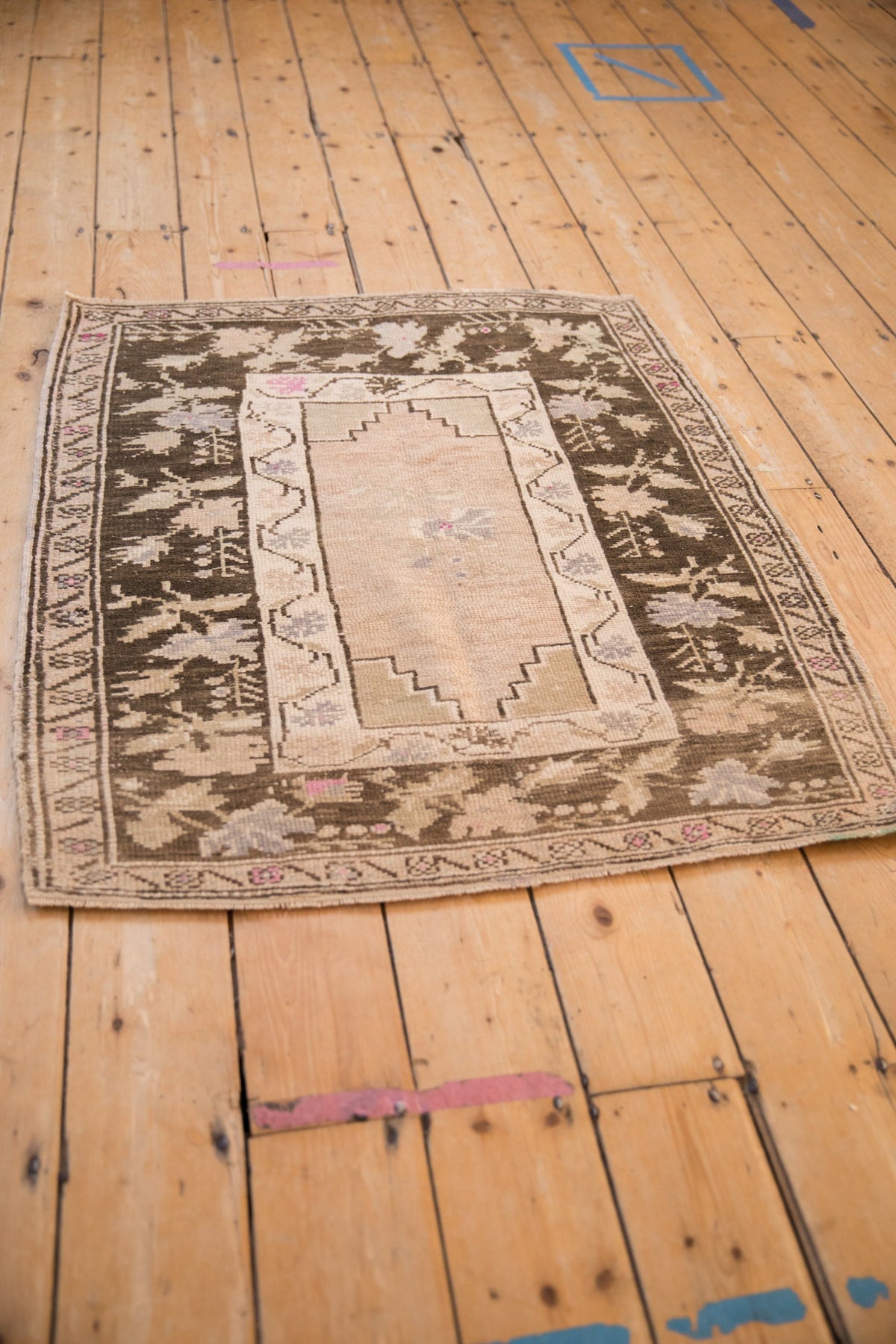 3x4 Vintage Distressed Oushak Square Rug