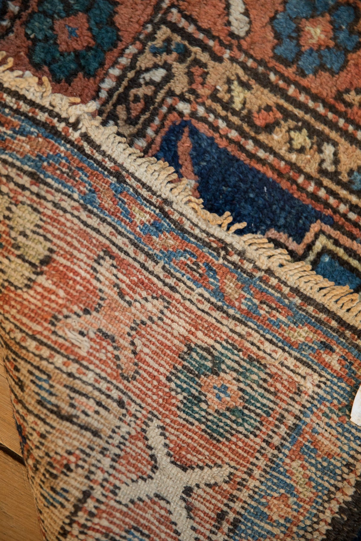 2.5x4.5 Antique Heriz Rug
