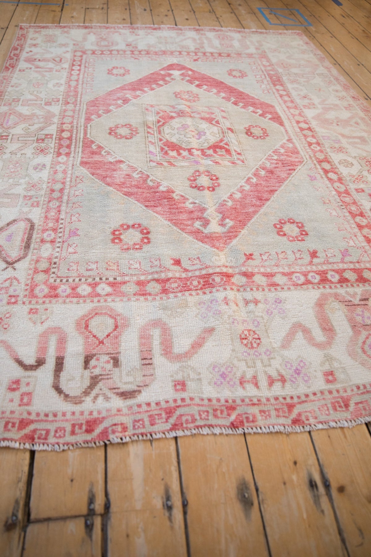 5.5x8 Vintage Distressed Oushak Carpet
