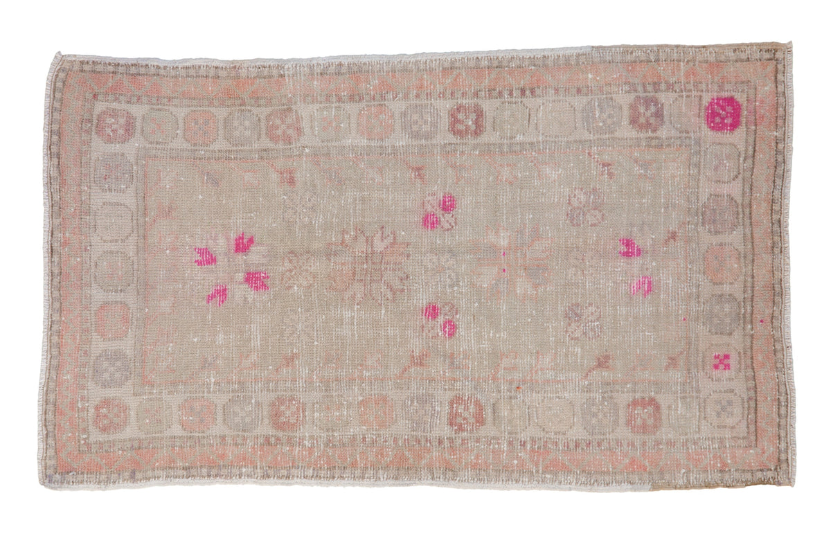 2.5x4.5 Vintage Distressed Oushak Rug