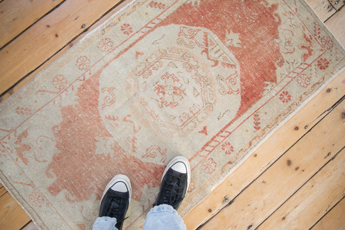 2.5x4.5 Vintage Distressed Oushak Rug