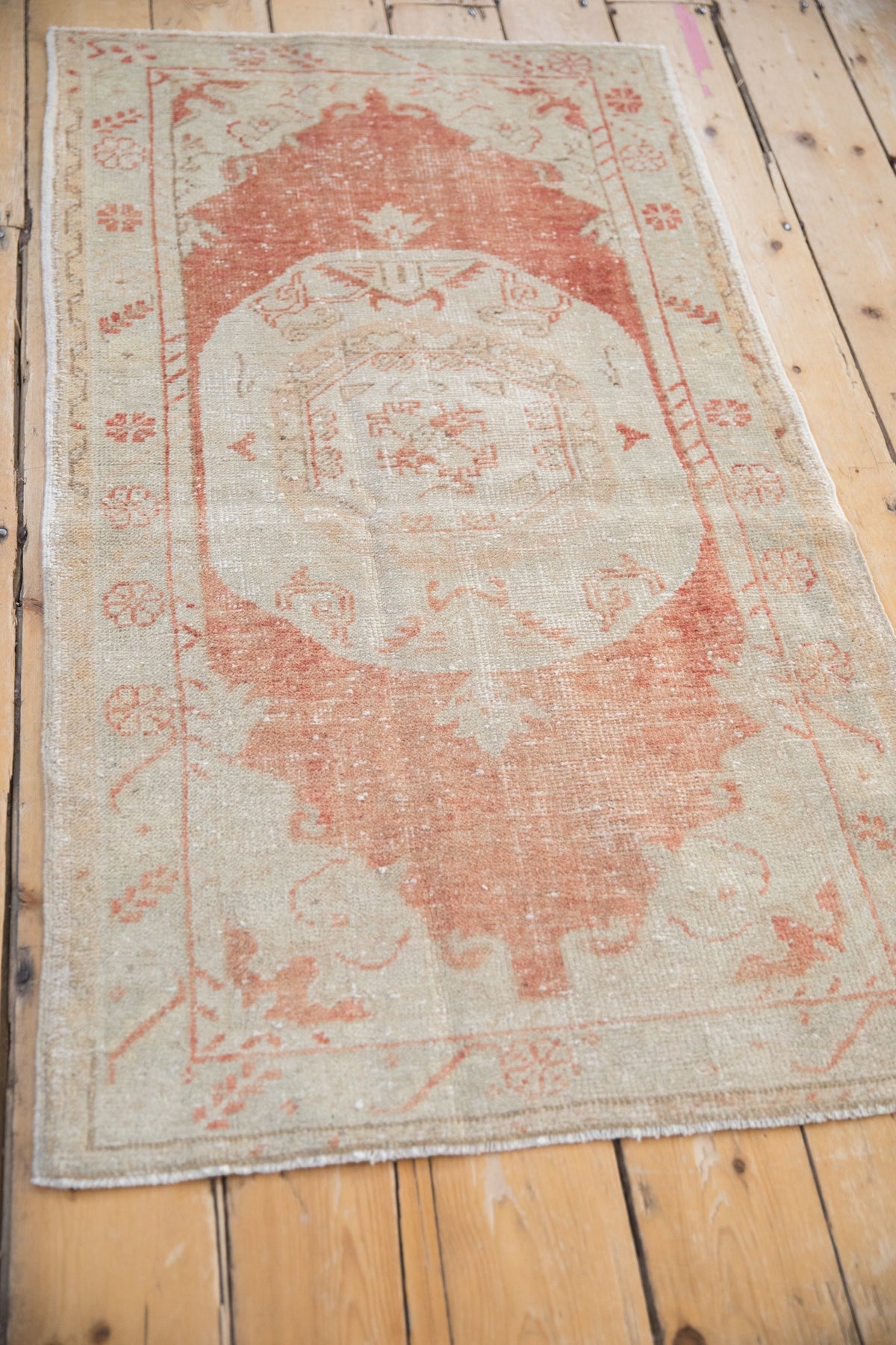 2.5x4.5 Vintage Distressed Oushak Rug