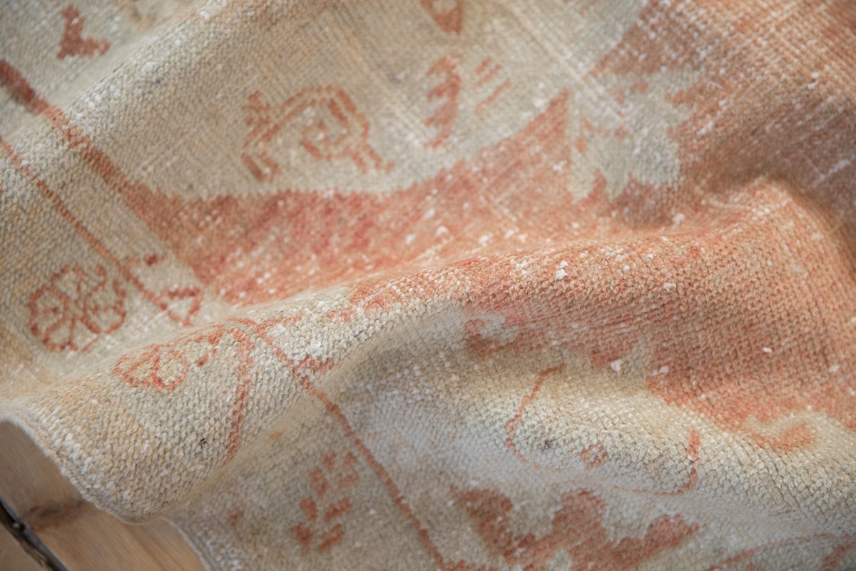 2.5x4.5 Vintage Distressed Oushak Rug
