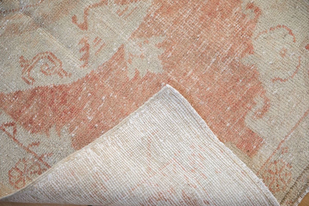 2.5x4.5 Vintage Distressed Oushak Rug