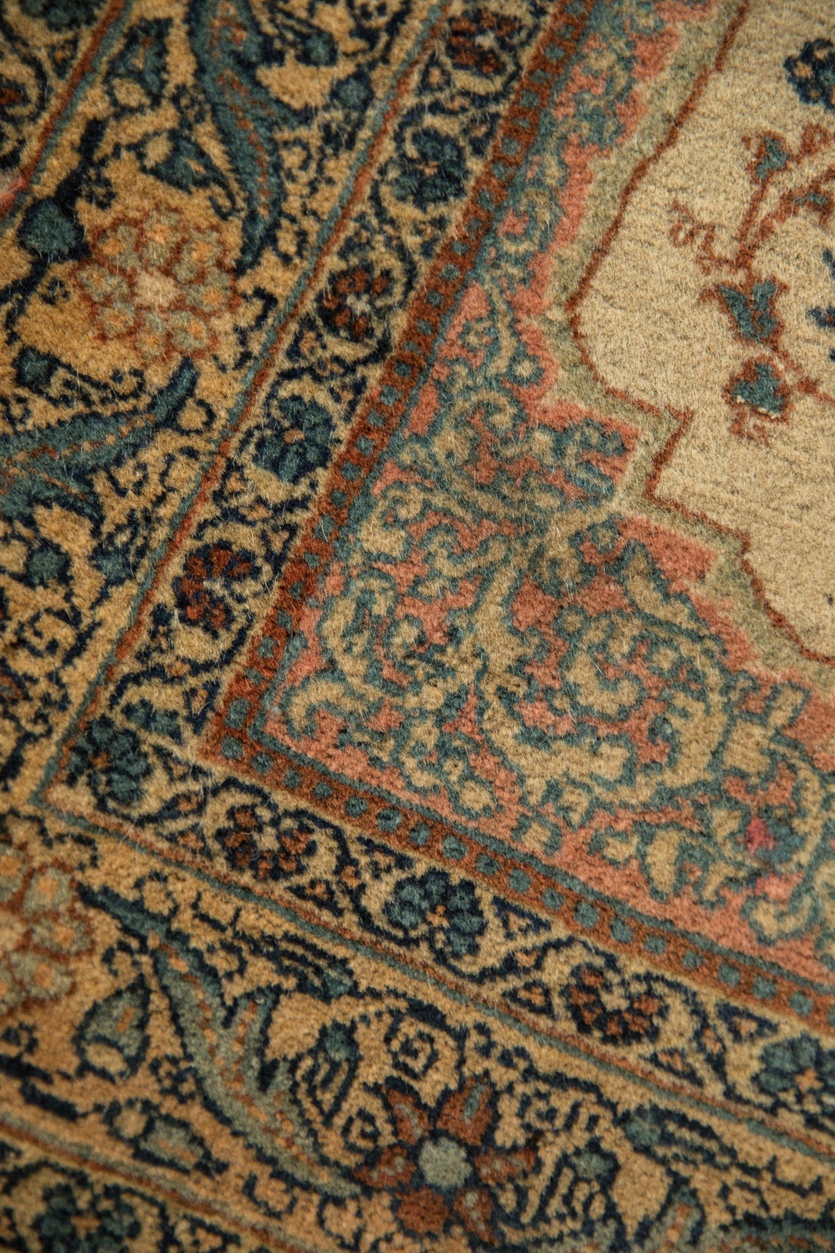 2x2.5 Vintage Tabriz Square Rug Mat