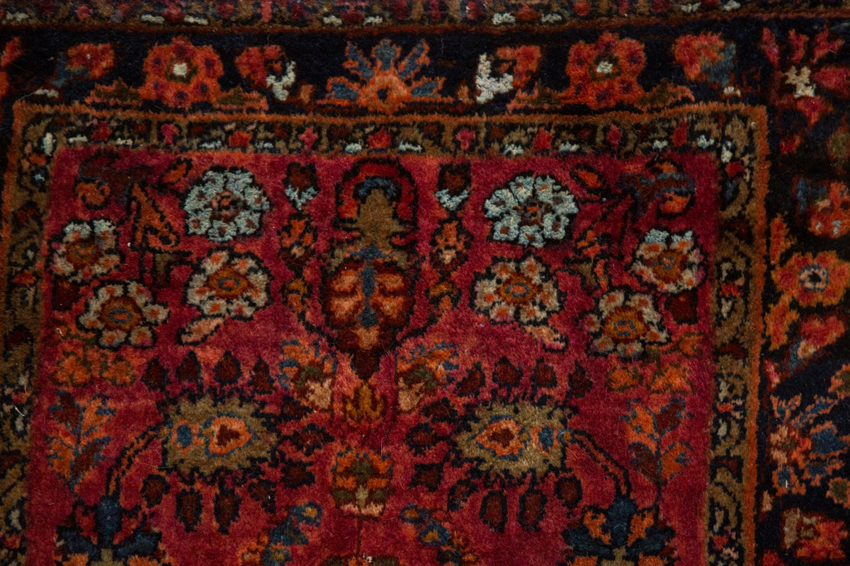 2x2.5 Vintage Fine Lilihan Square Rug Mat