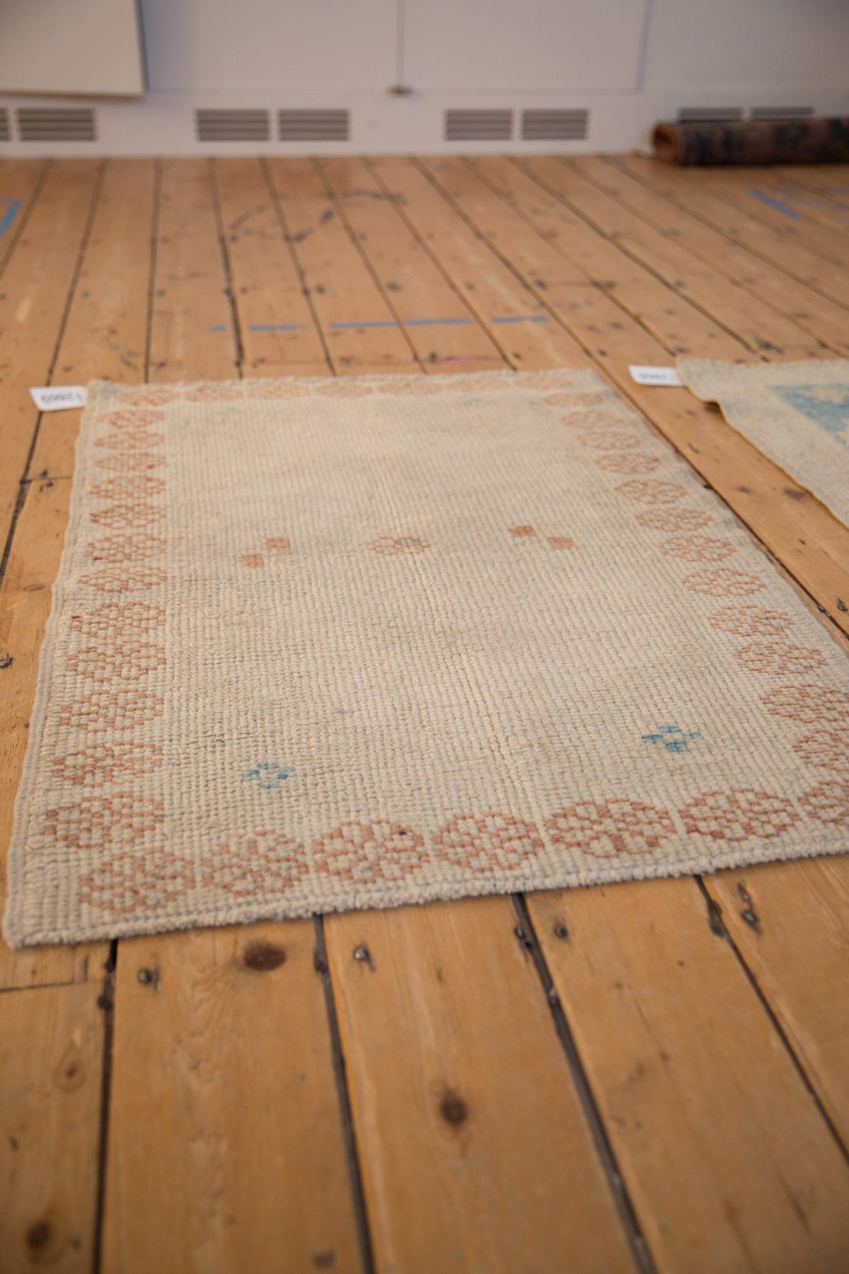 2.5x3.5 Distressed Oushak Rug