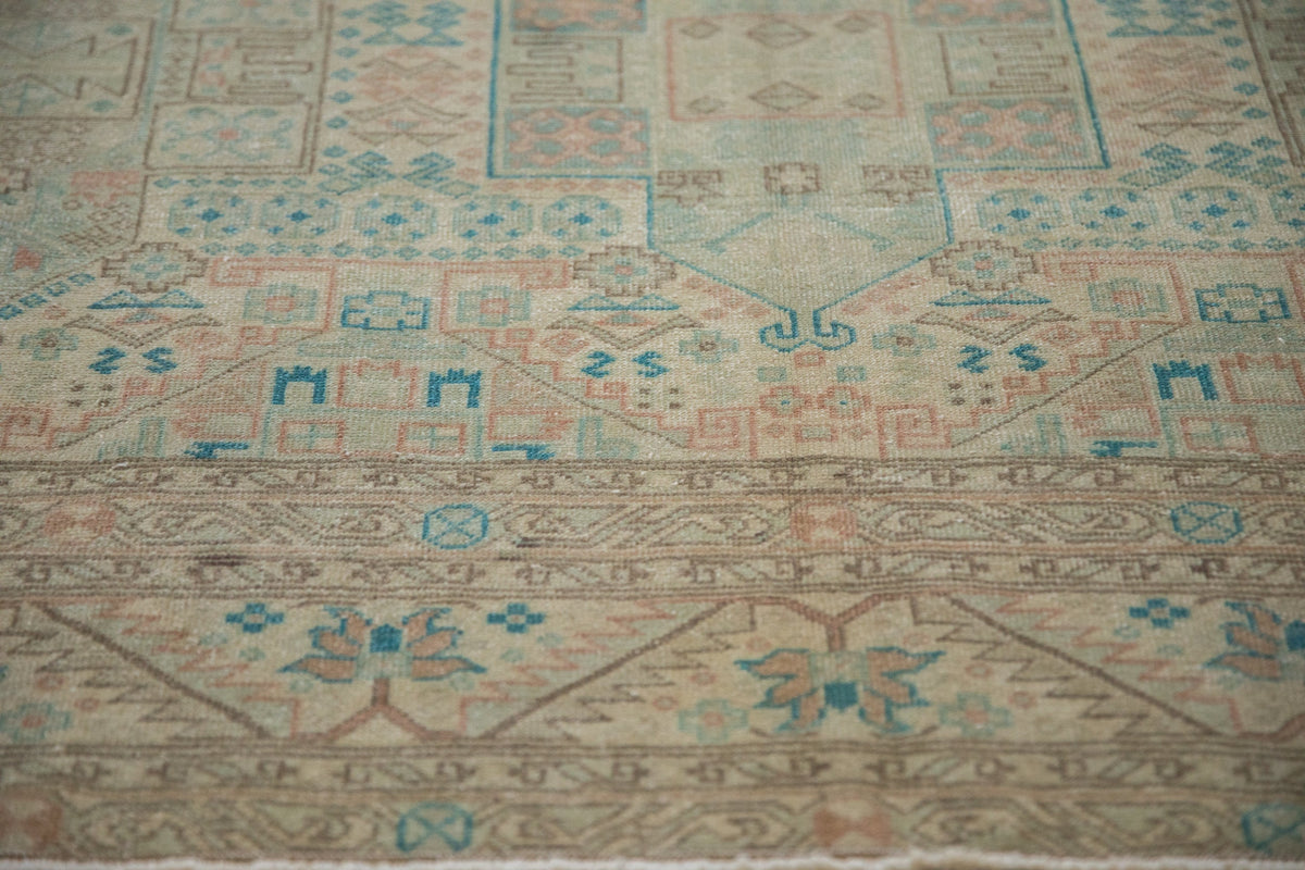 6.5x9.5 Vintage Distressed Sparta Carpet