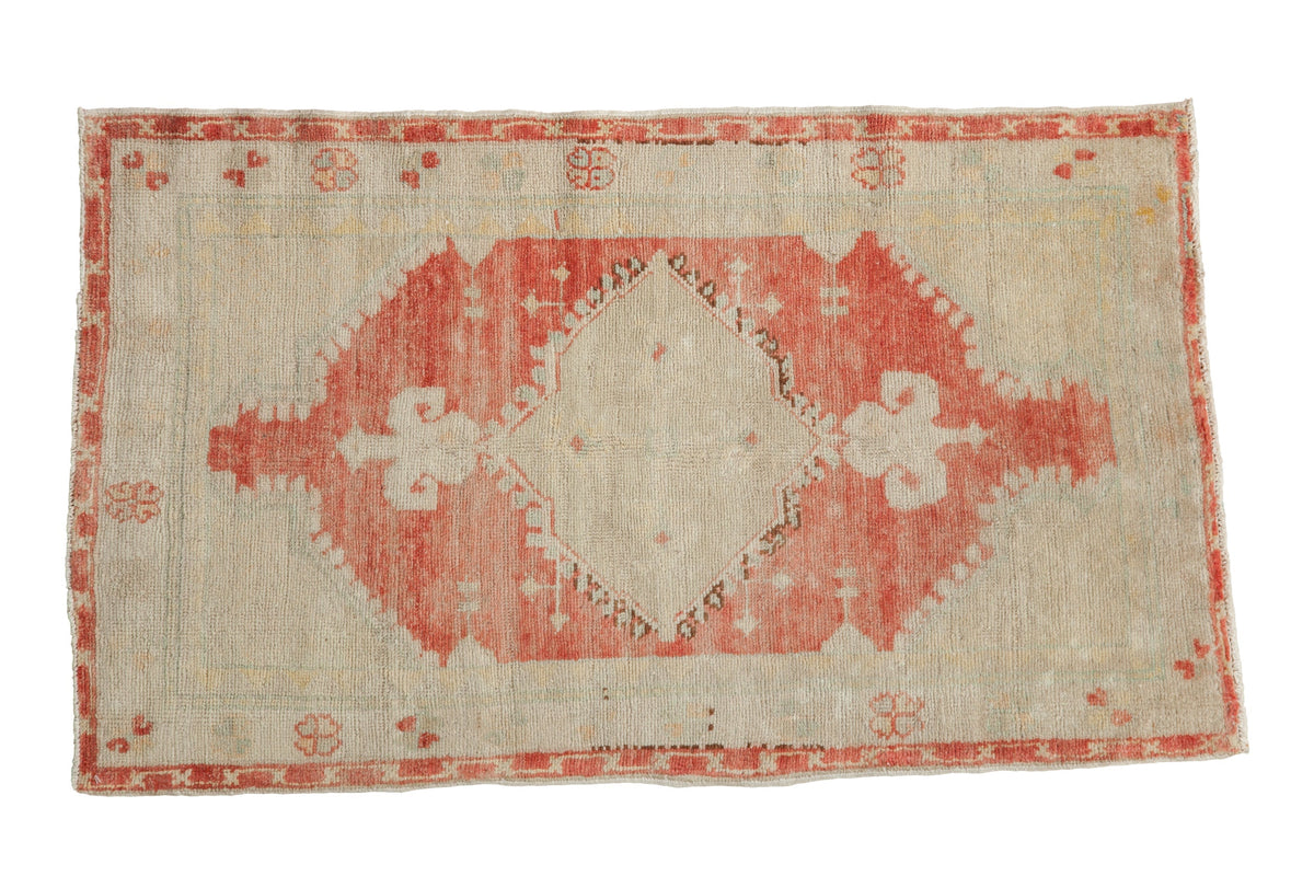 2.5x4.5 Vintage Distressed Oushak Rug