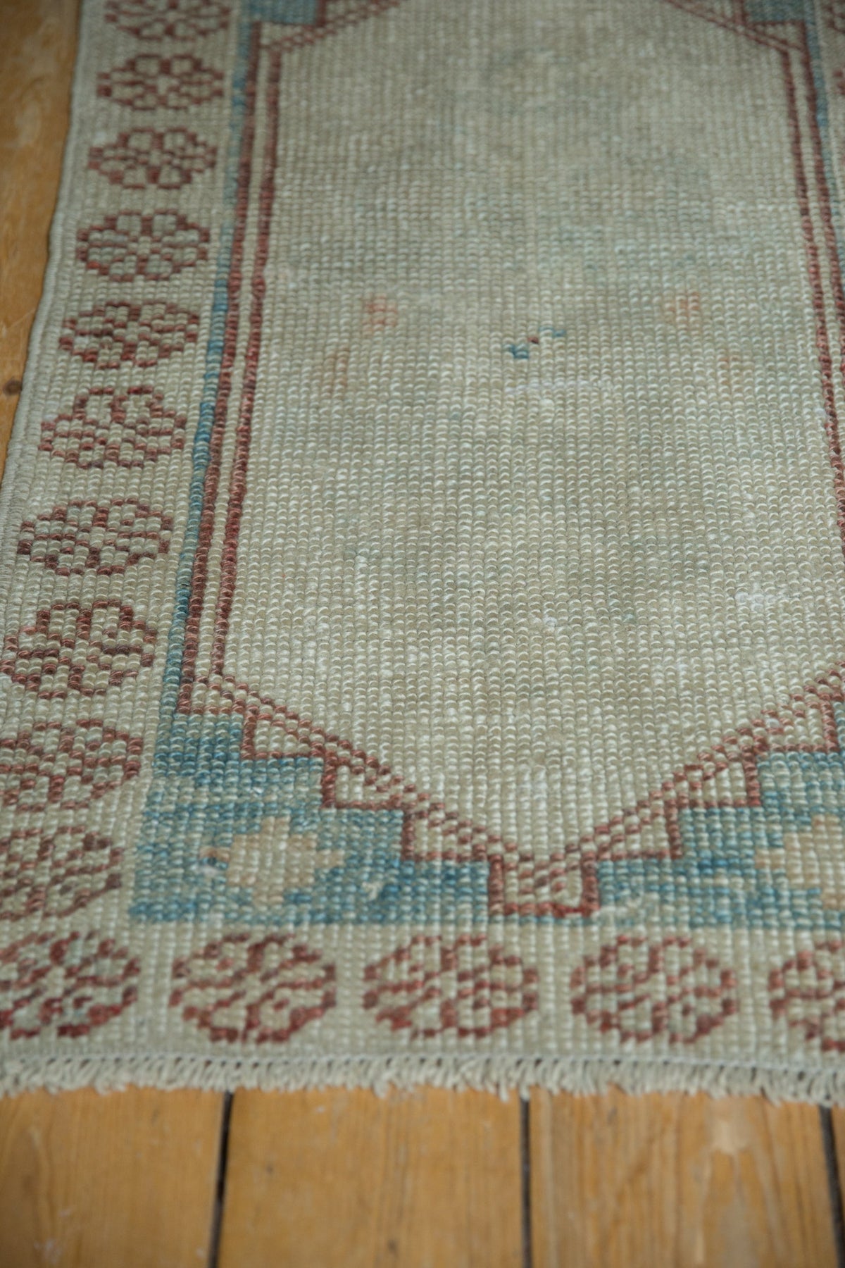 2x3.5 Distressed Oushak Rug