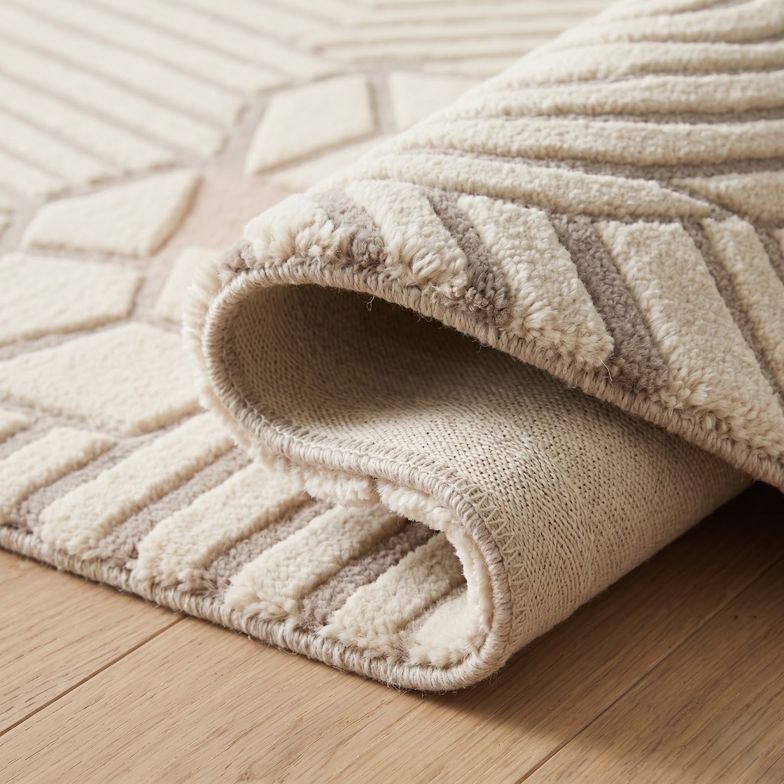 Modern Geometric Hand Tufted Wool Rug | Ivory Minimalist Abstract Line Art Area Rug — 2x3 ft'
