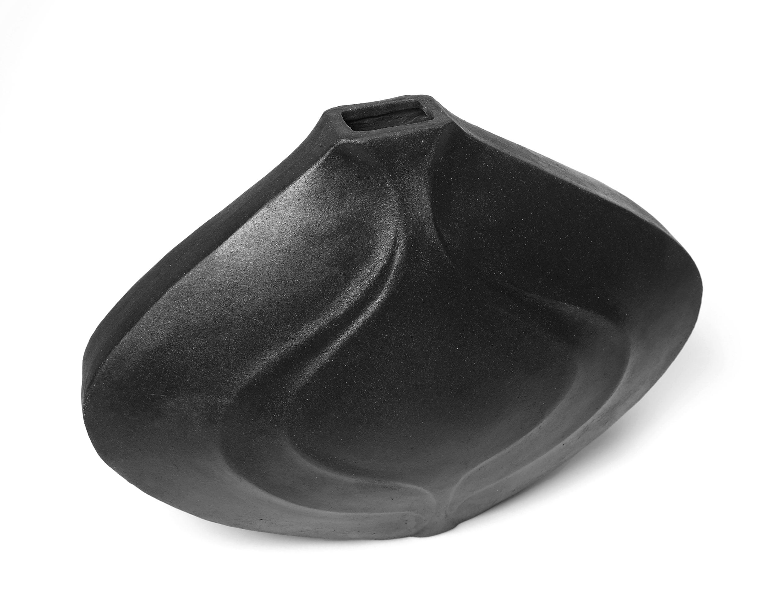 Nami Vessel in Black image 2