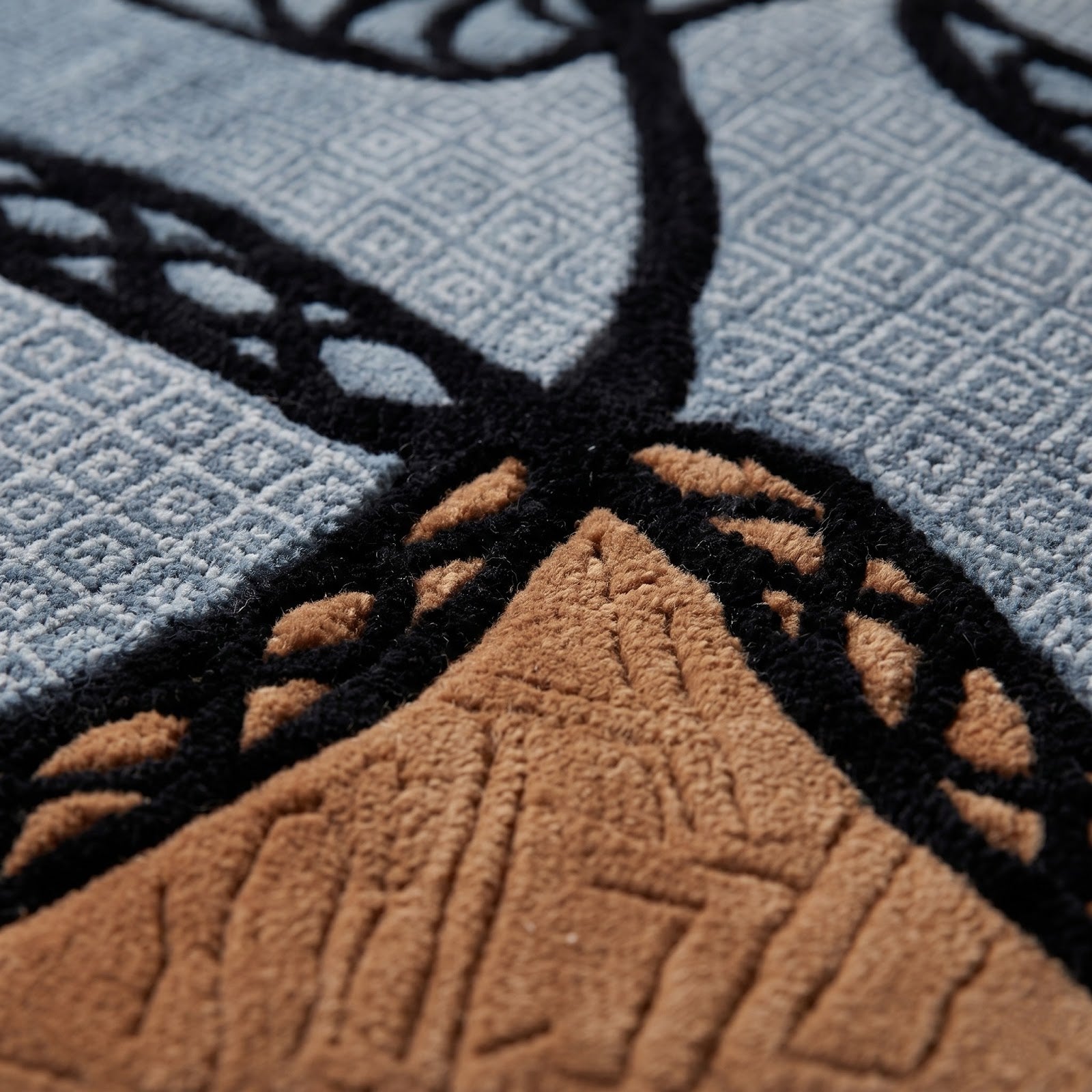 Abstract Organic Hand Tufted Wool Rug | Irregular Shape Modern Area Rug — 2x3 ft'
