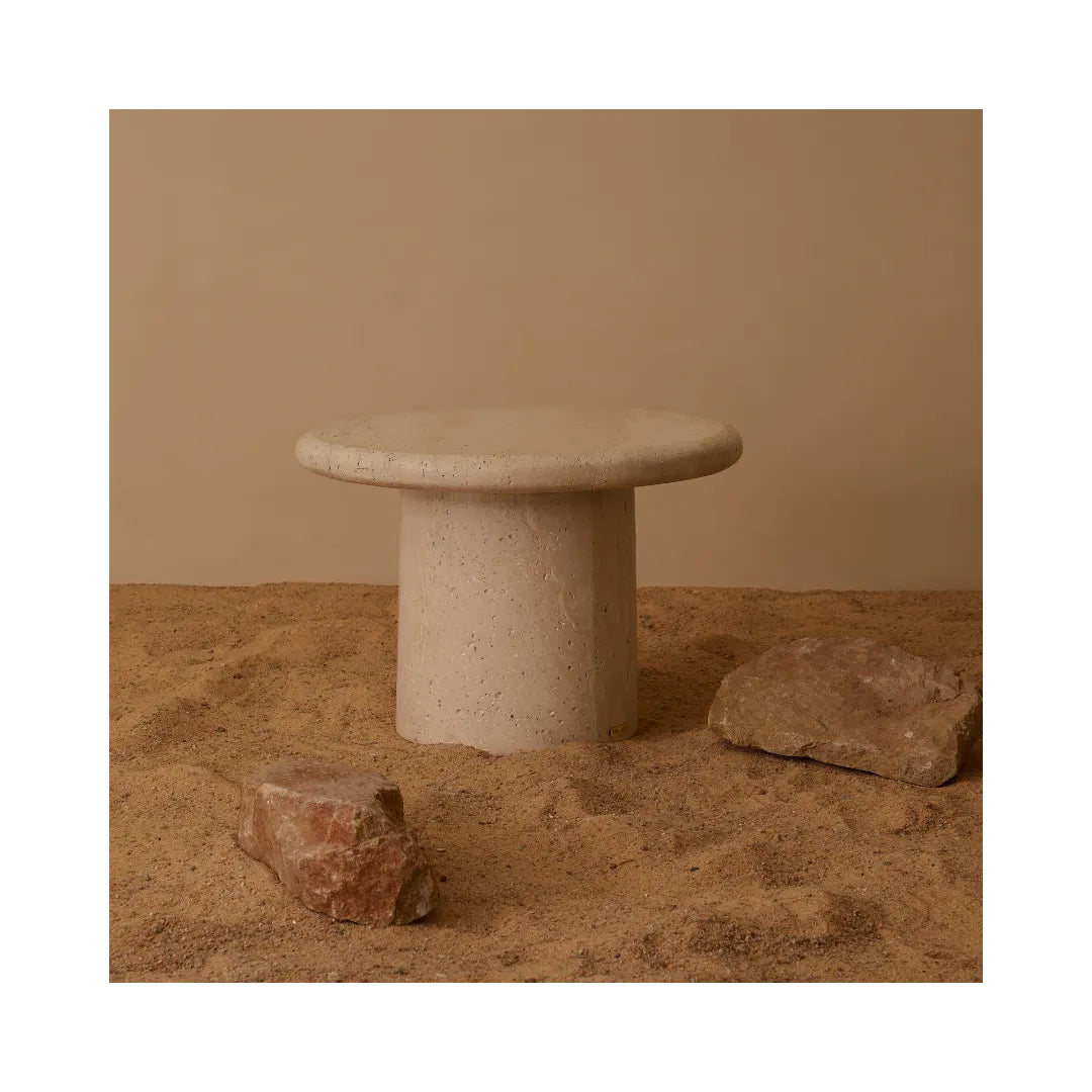 TujaSide Table image 3