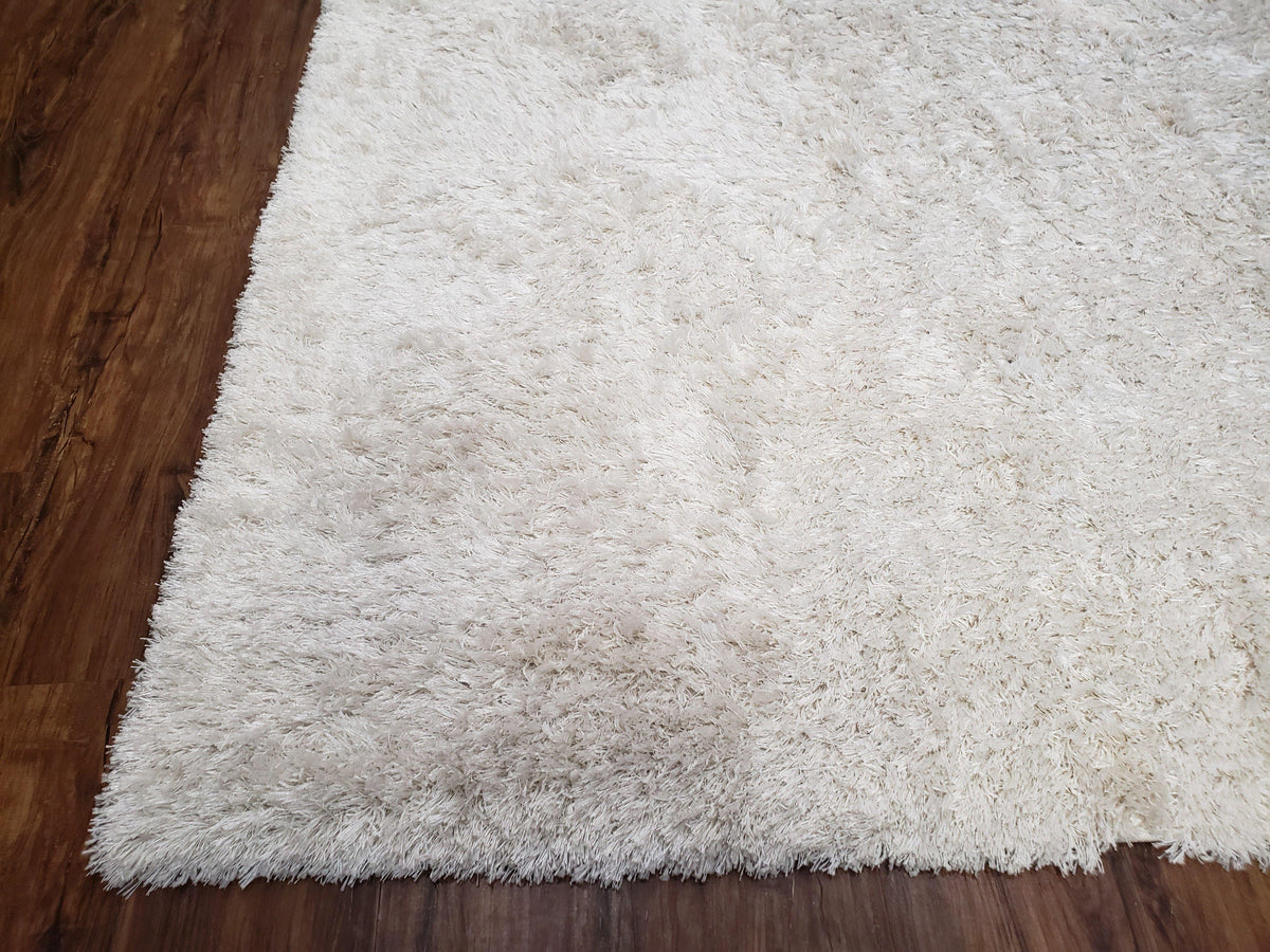 Safavieh Shag Rug 5x8, Pearl White Color, Isaac Mizrachi Shag Collection 5x7 Carpet, High Pile Soft Fluffly Bedroom Rug, Living Room Rug - Jewel Rugs, view 8