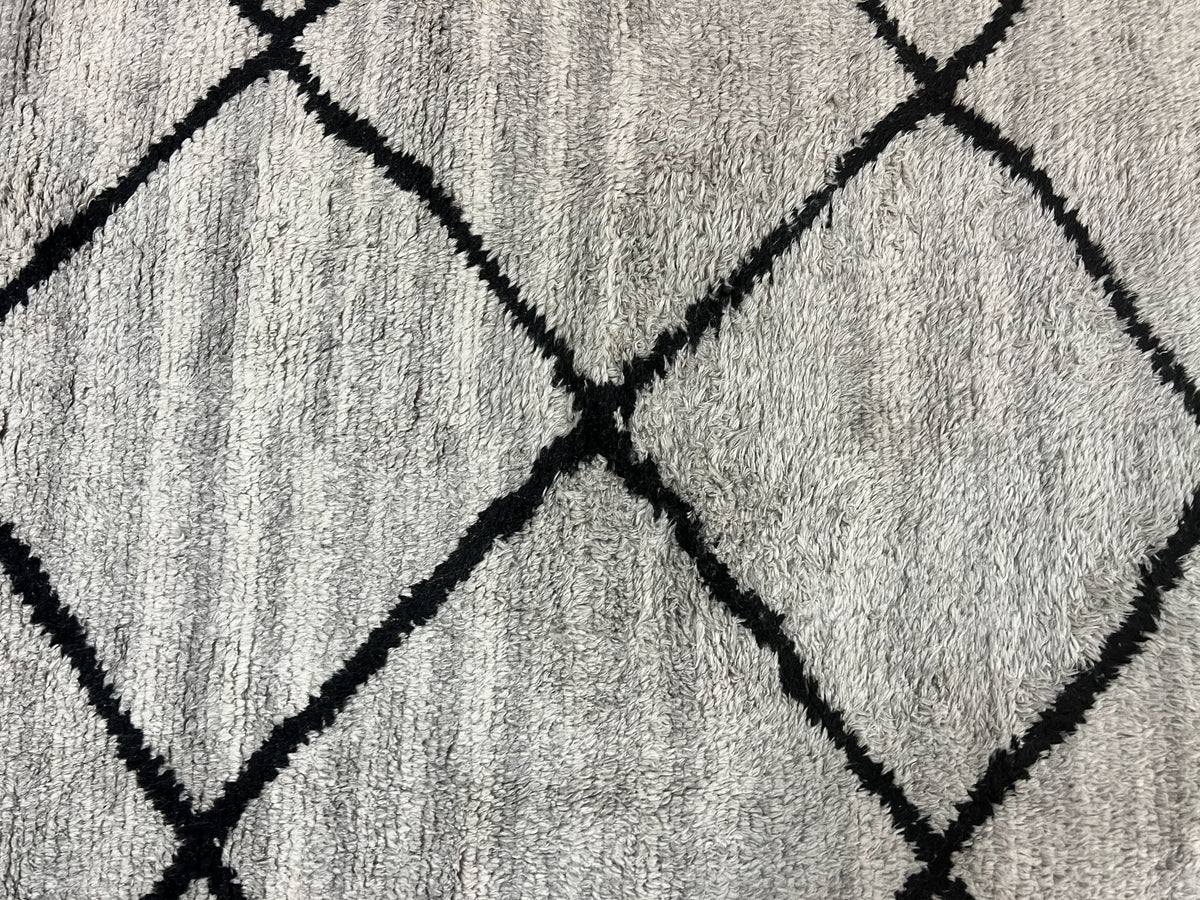 Modern Shag Rug 8x10, Gray and Black, Wool and Cotton, Lulu and Georgia, Handmade Indian Shag Rug - Jewel Rugs, view 4