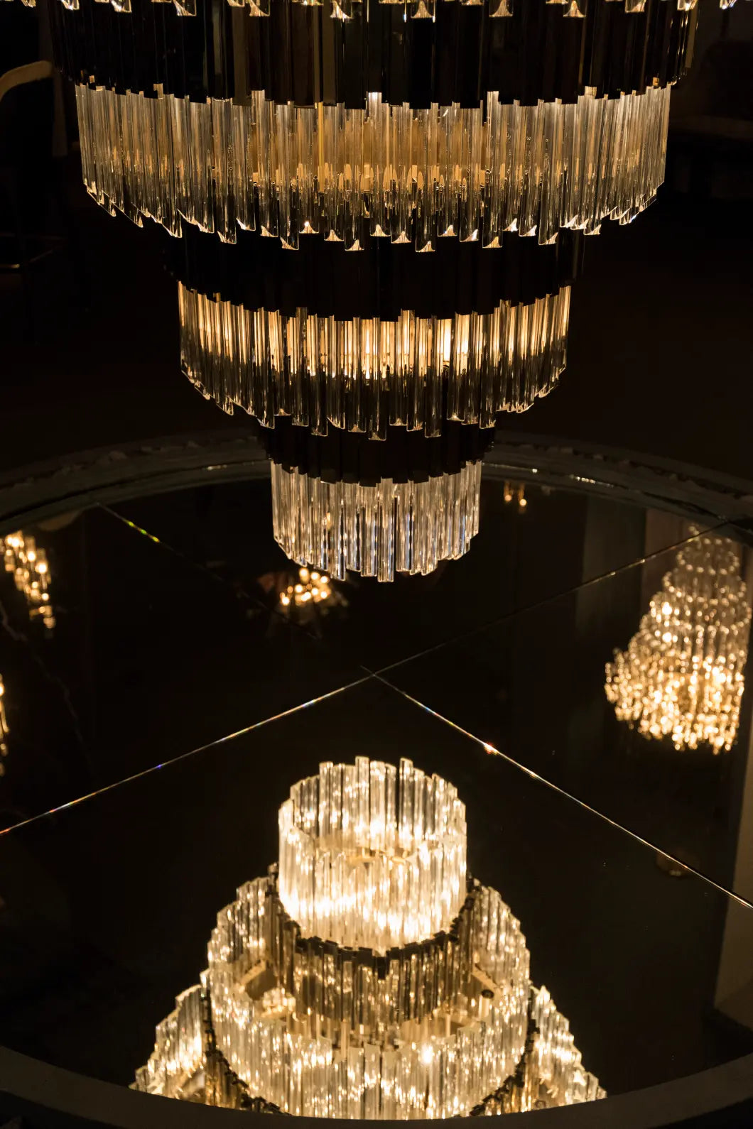 Empire XL Chandelier by Luxxu – view 7