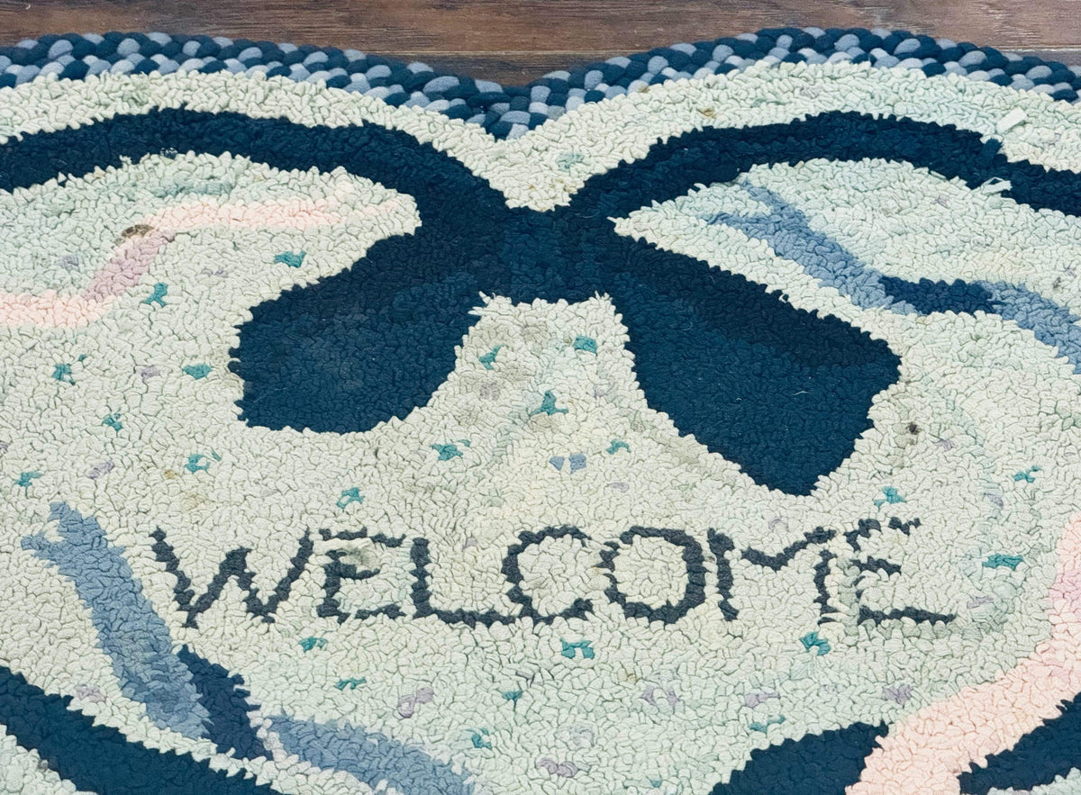 Small American Hooked Rug, Vintage Welcome Mat, Heart Shaped, Ivory and Blue - Jewel Rugs, view 7