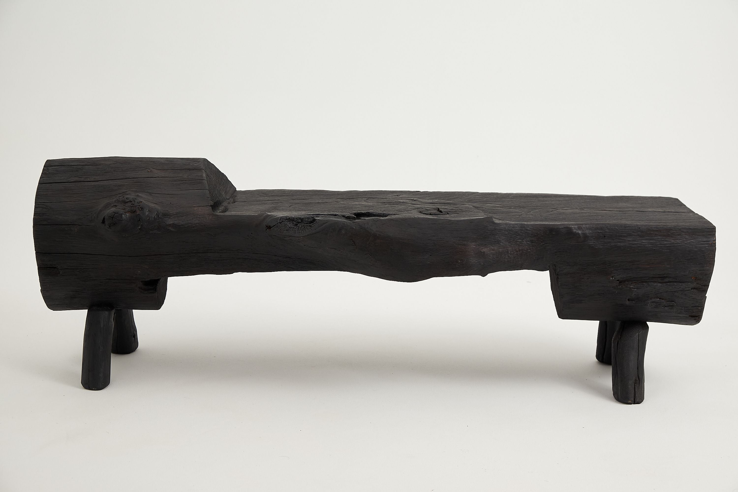 Jownik, Charred Wood Log Bench â Primitive Elegance in Burnt Timber - image 2
