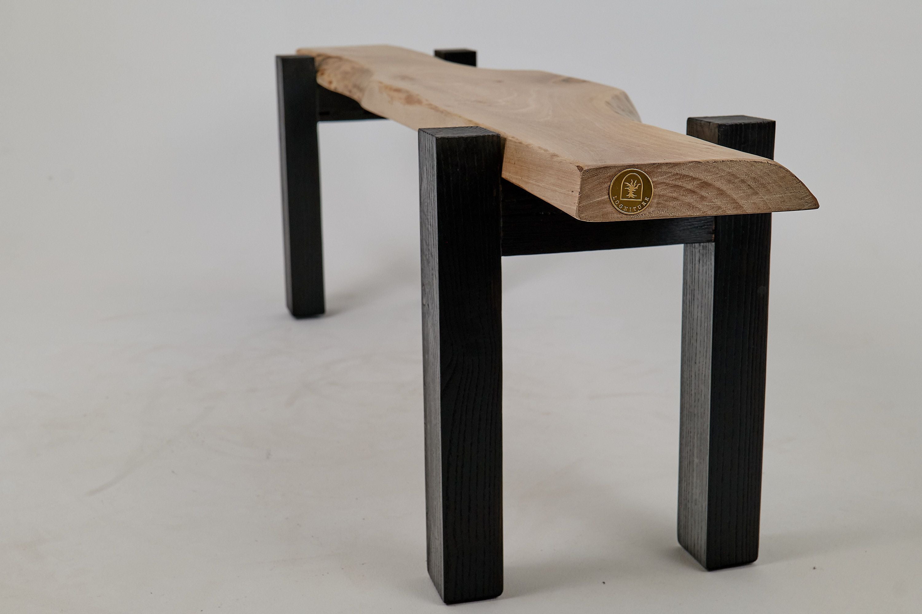 Jownik - Live-Edge Wood Bench with Charred Black Legs - image 6