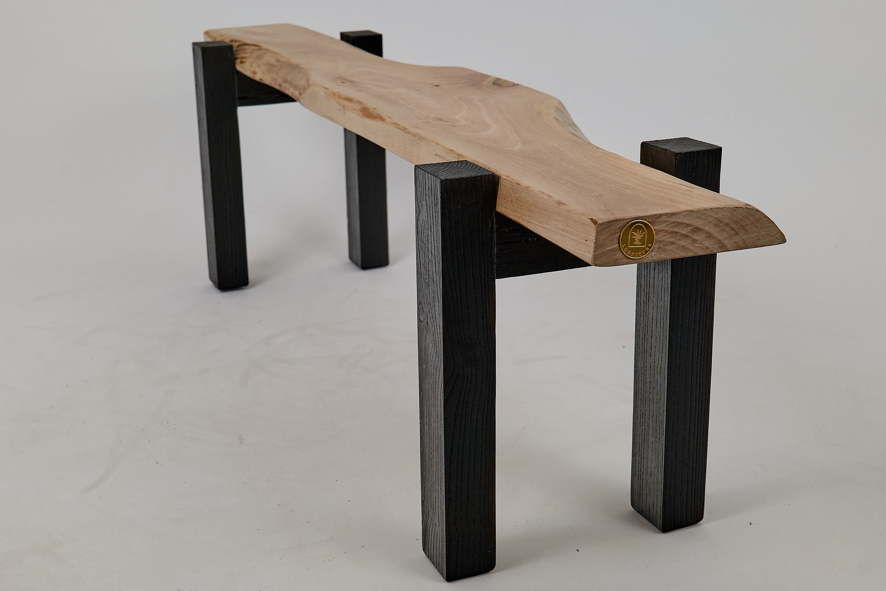 Jownik - Live-Edge Wood Bench with Charred Black Legs - image 7