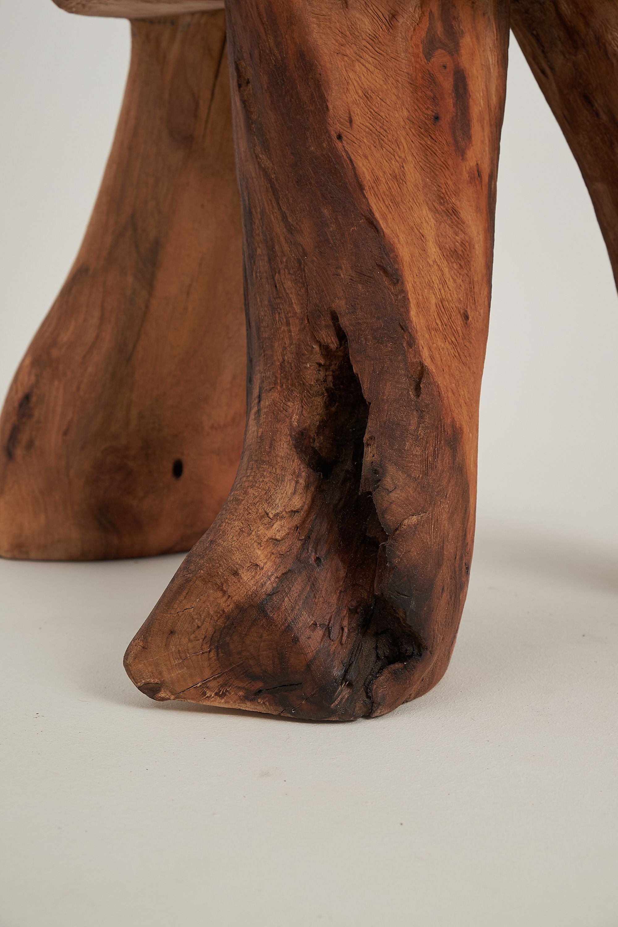 Leszy, Chainsaw-Carved Sculptural Chair - image 11