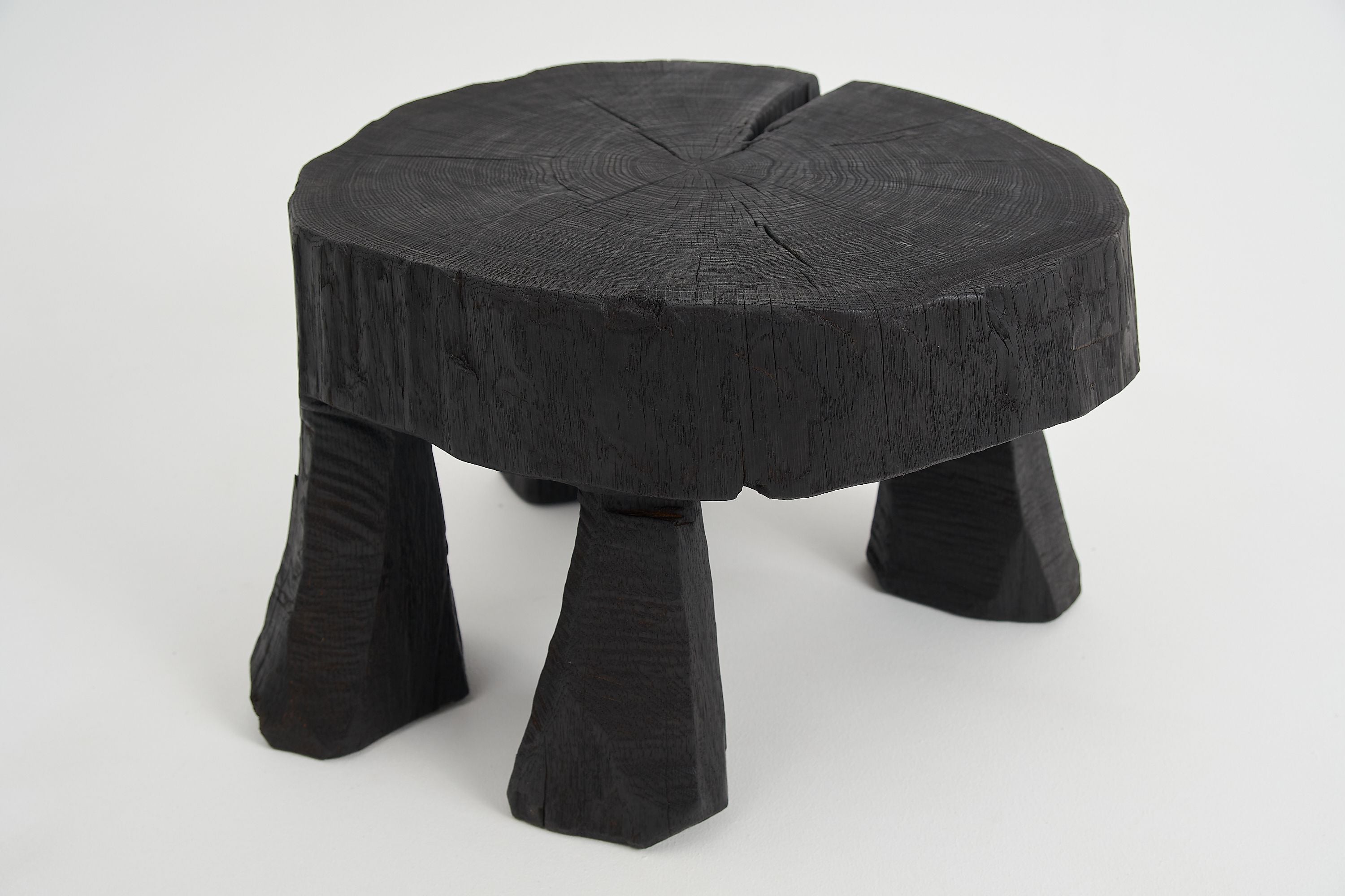 Jownik, Charred Round Coffee Table - image 7