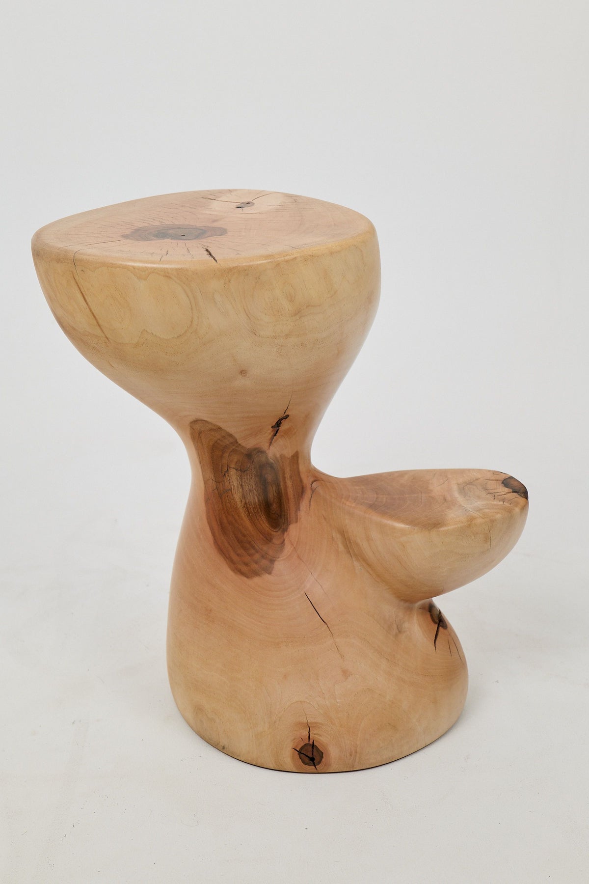 Leszy, Sculptural Side Table Carved in Solid Wood - image 2