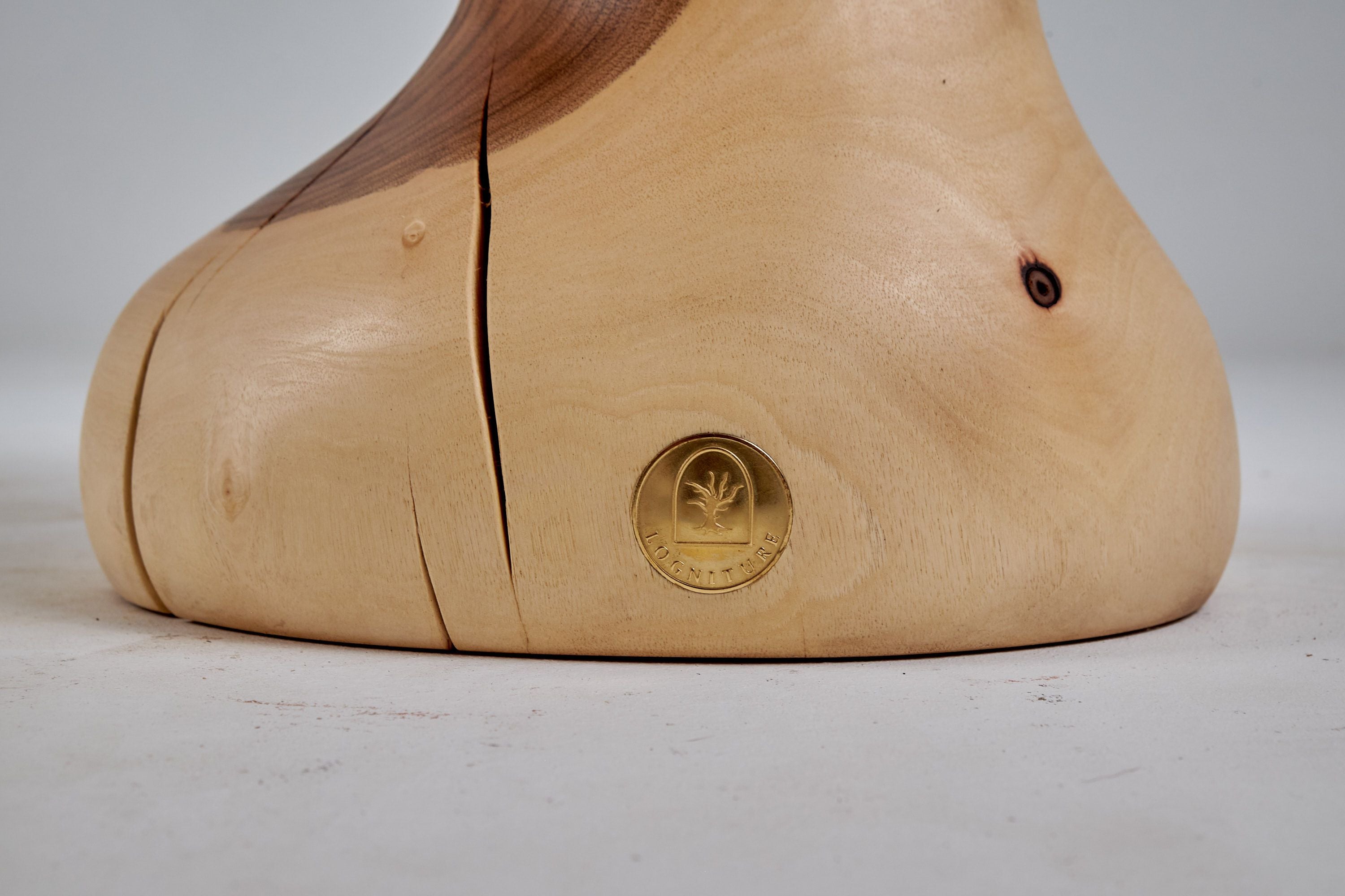 Leszy, Sculptural Side Table Carved in Solid Wood - image 7