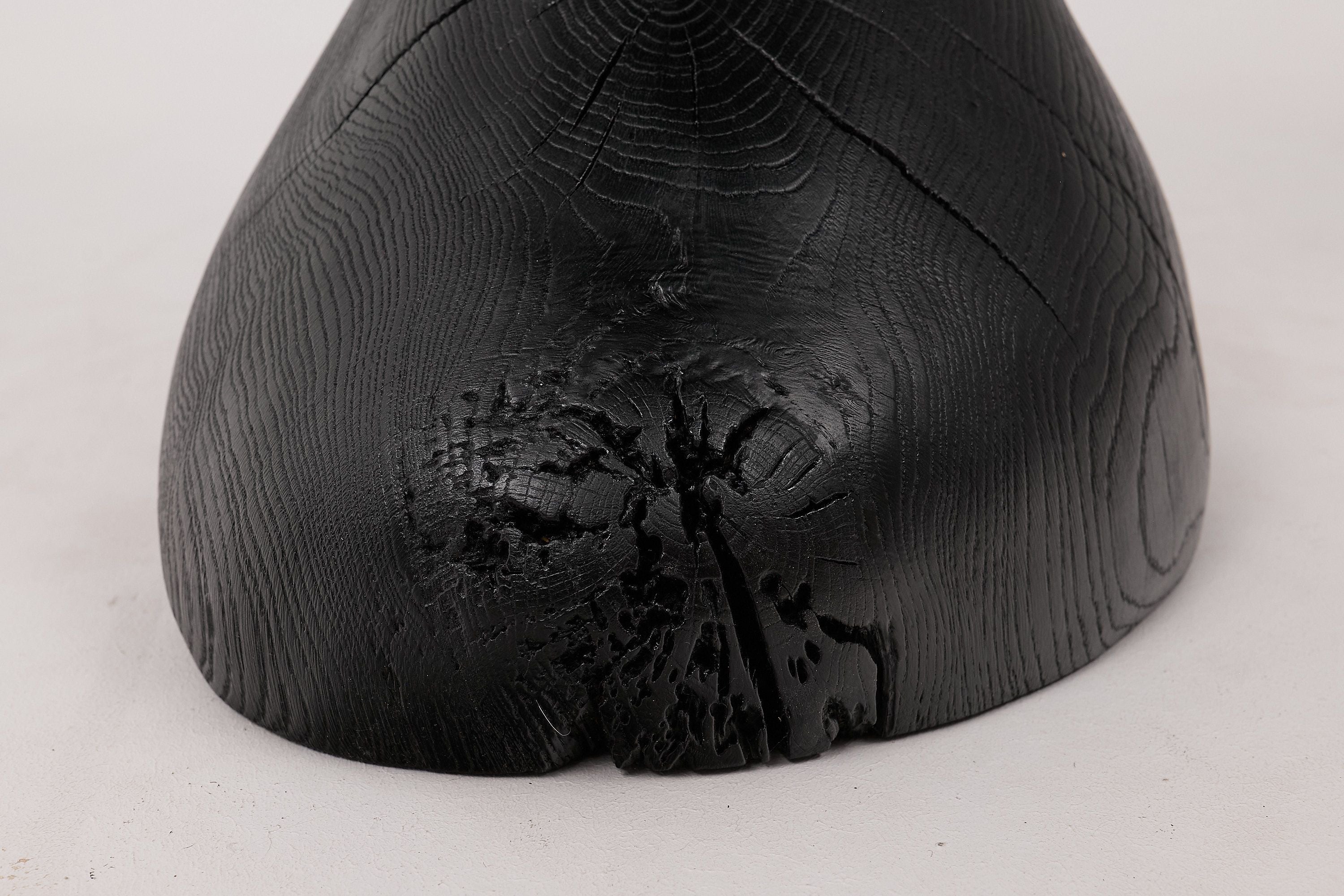 Jownik, Charred Sculptural Stool/Side Table������������������������������������������������������������������������������������������������������������������������������������������������������������������������������������������������������������������������������������������������������������������������������������������������������������������������������������������������������������������������������������������������������������������������������������������������