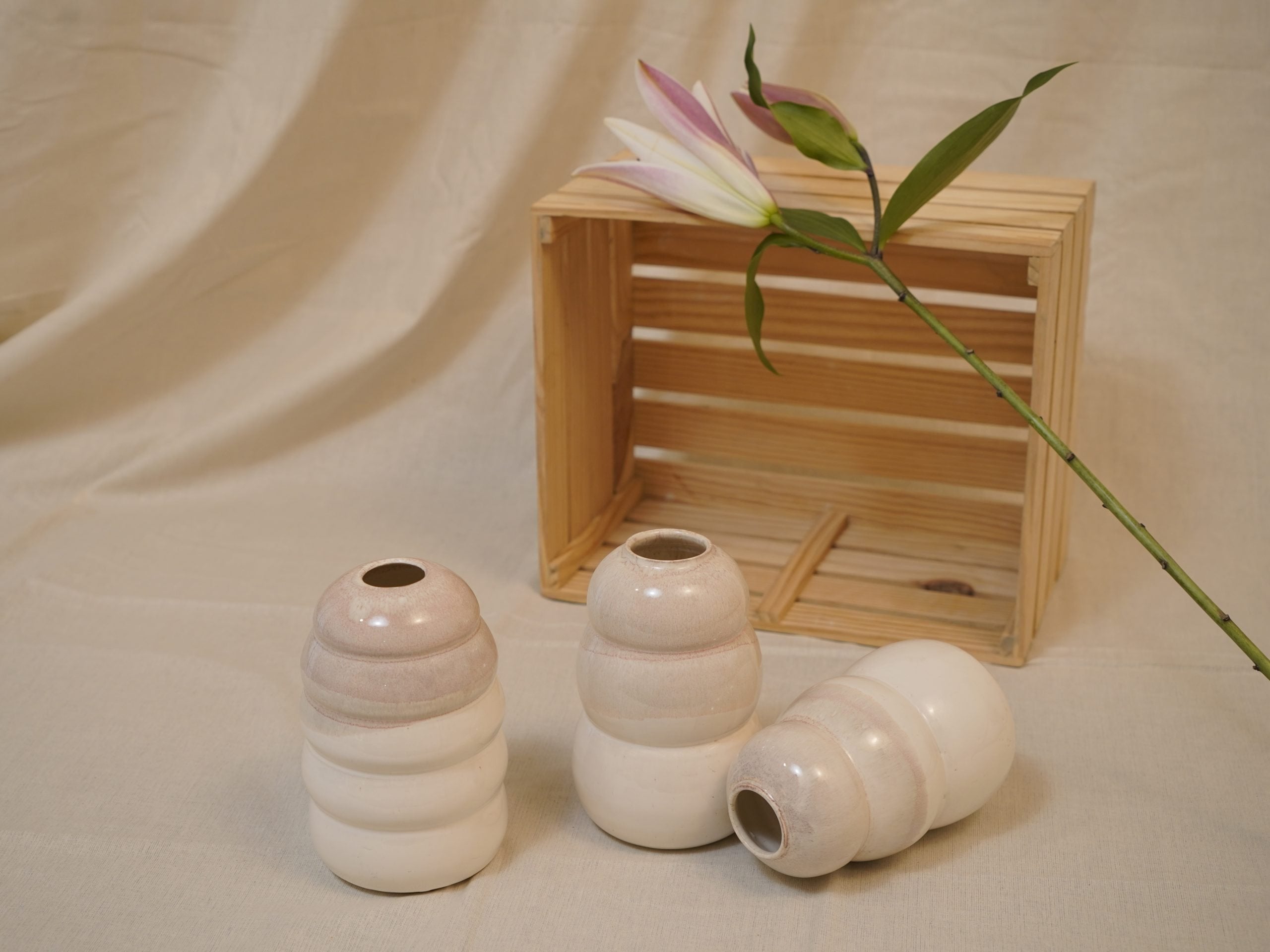 Pearl Vases - Set of 3 image 4