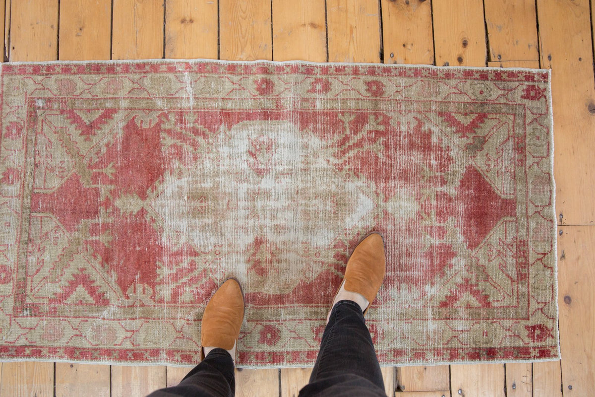 2.5x4.5 Vintage Distressed Oushak Rug