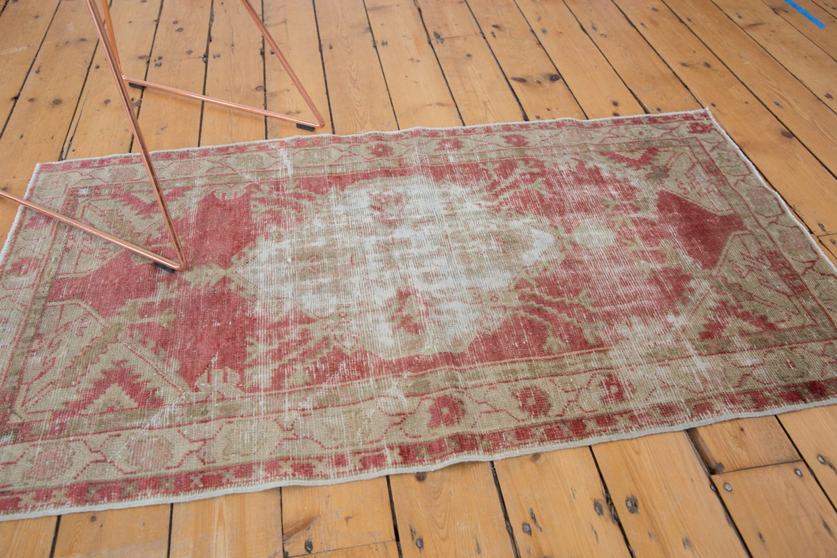 2.5x4.5 Vintage Distressed Oushak Rug