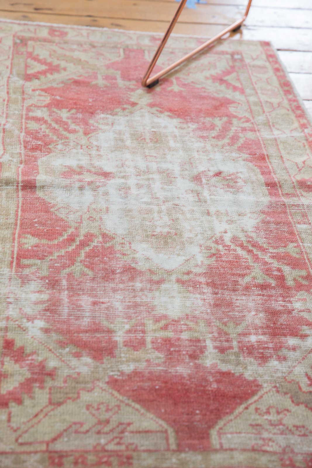 2.5x4.5 Vintage Distressed Oushak Rug