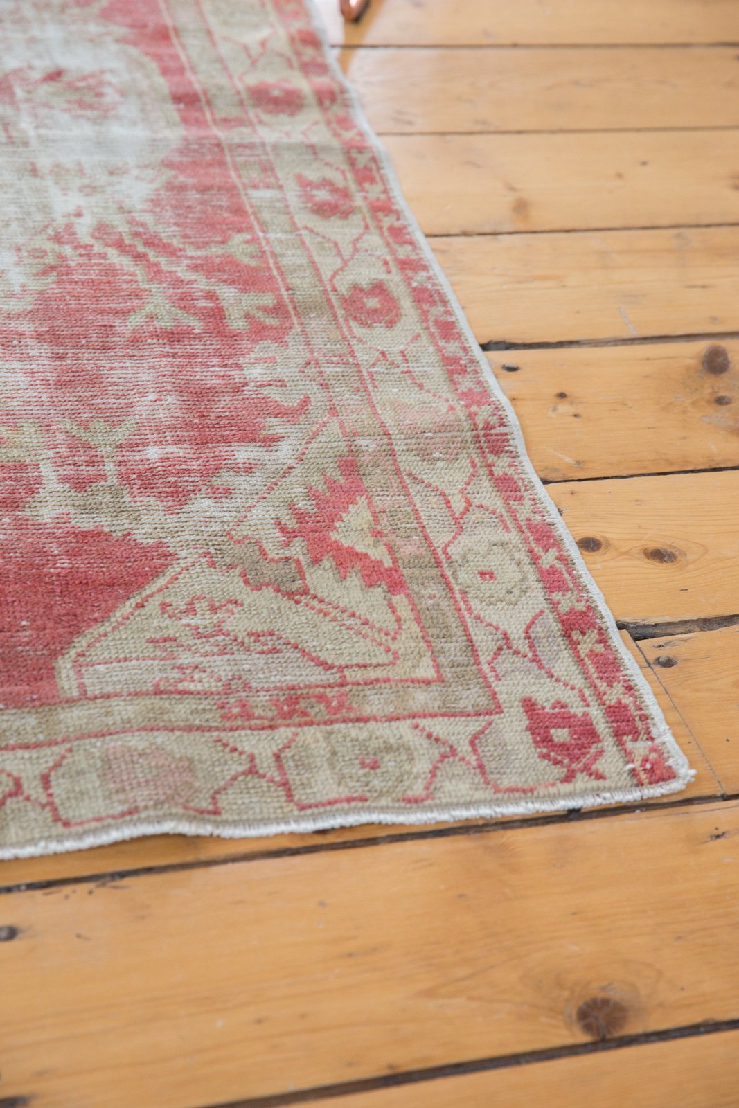 2.5x4.5 Vintage Distressed Oushak Rug