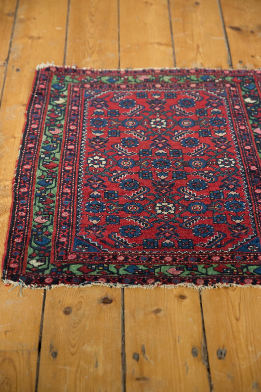 2x2.5 Antique Fine Hamadan Square Rug Mat