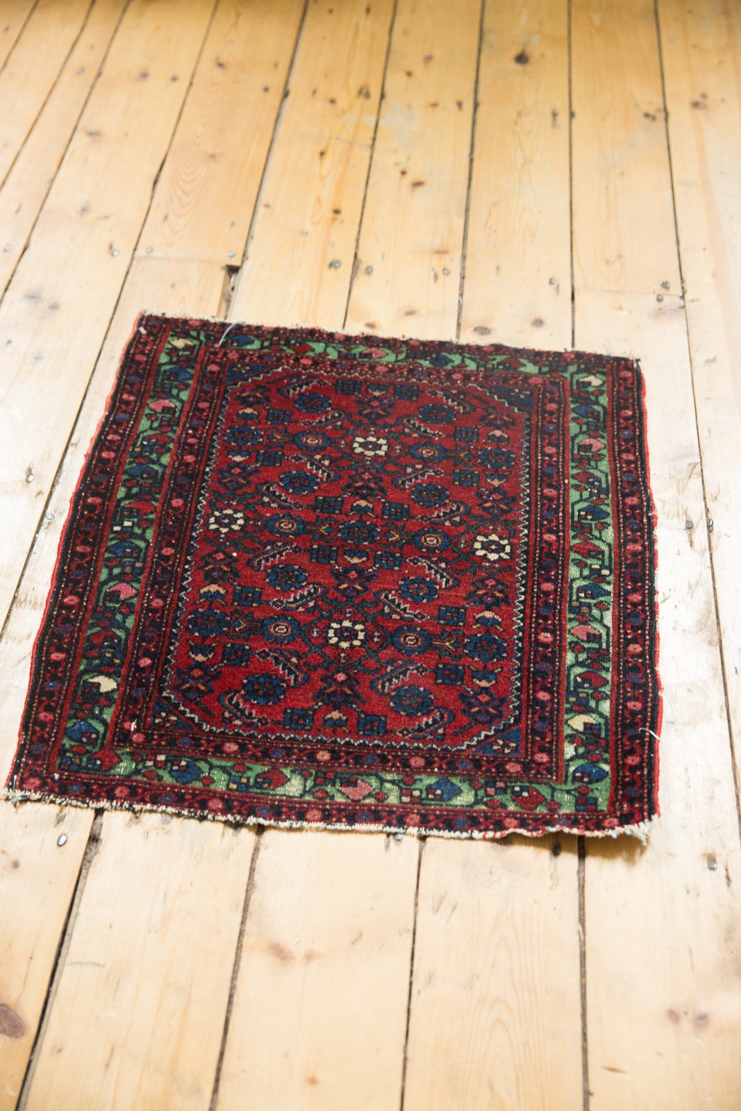 2x2.5 Antique Fine Hamadan Square Rug Mat