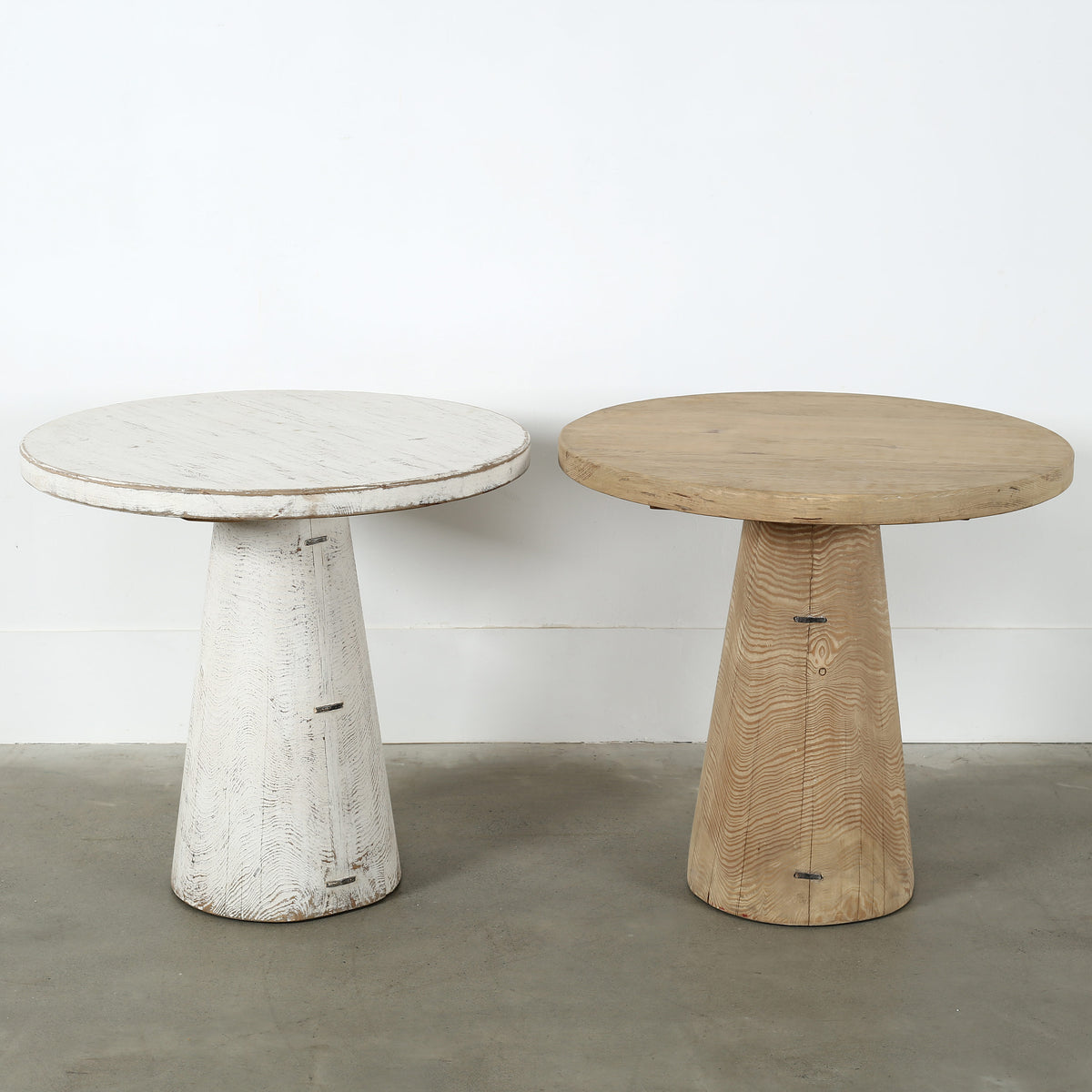 Catania 32" Round Table Distressed White