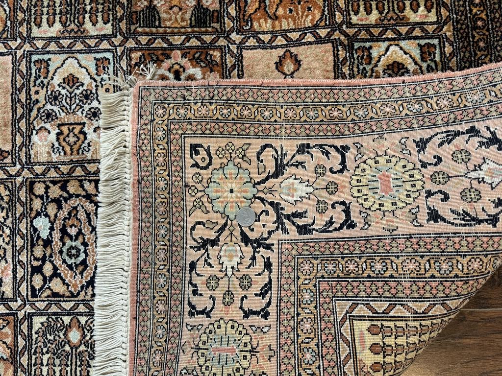 Indian Kashmiri Silk Rug 4x6, Panel Design, Multicolor, Fine - Jewel Rugs, view 10