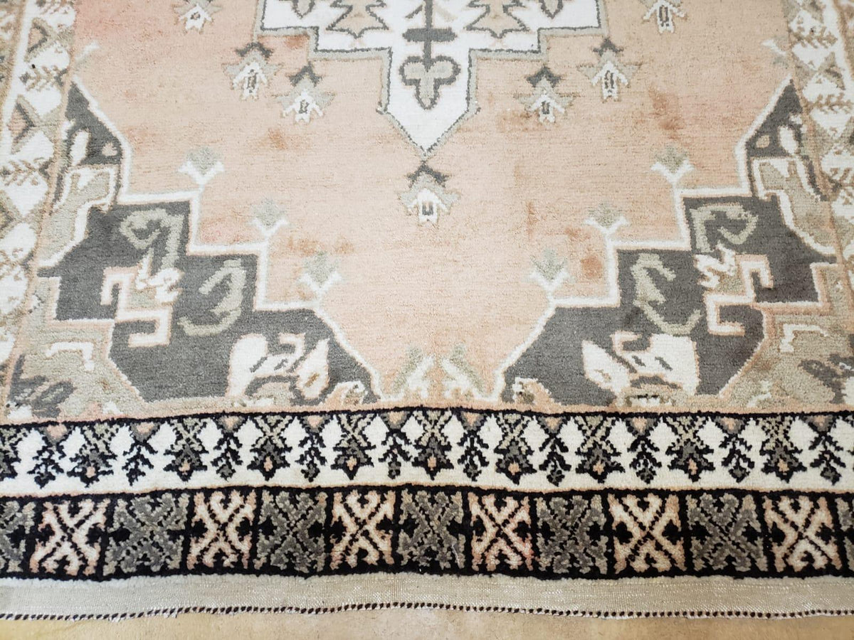 Antique Moroccan Rug 5x7 Tribal Carpet, Hand-Knotted Soft Wool Pile, 5 x 7 Area Rug, Berber Rug, Geometric Open Field Medallion, Pink Ivory - Jewel Rugs, view 9