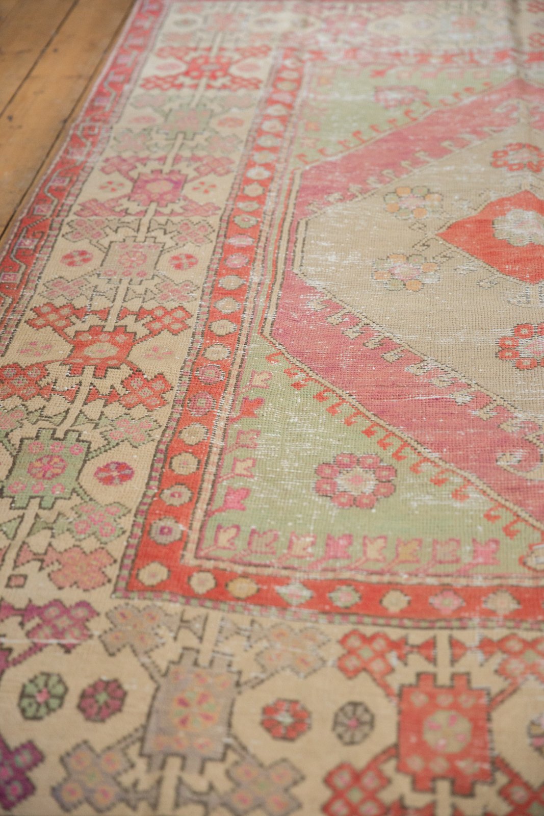 6x9 Vintage Distressed Oushak Carpet